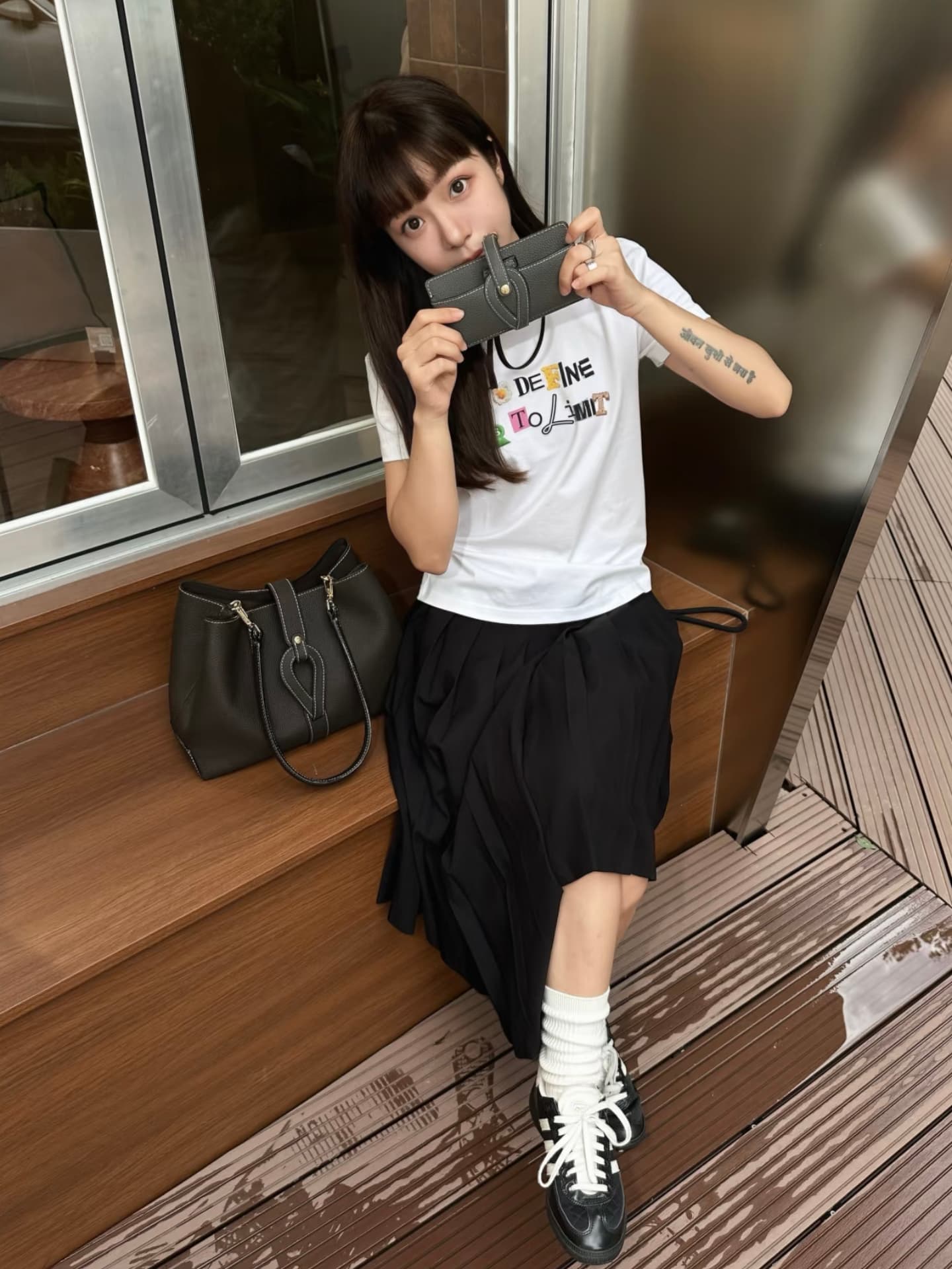 아메리칸 레트로 순면 몸매 가꾸기 긍정적 인 어깨 라운드 넥 프린트 반팔 티셔츠