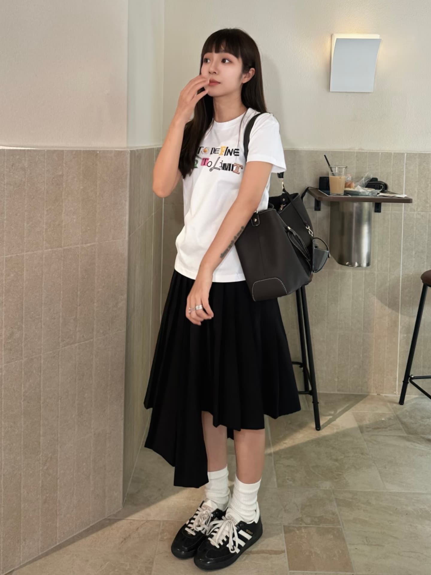 아메리칸 레트로 순면 몸매 가꾸기 긍정적 인 어깨 라운드 넥 프린트 반팔 티셔츠 이미지 3