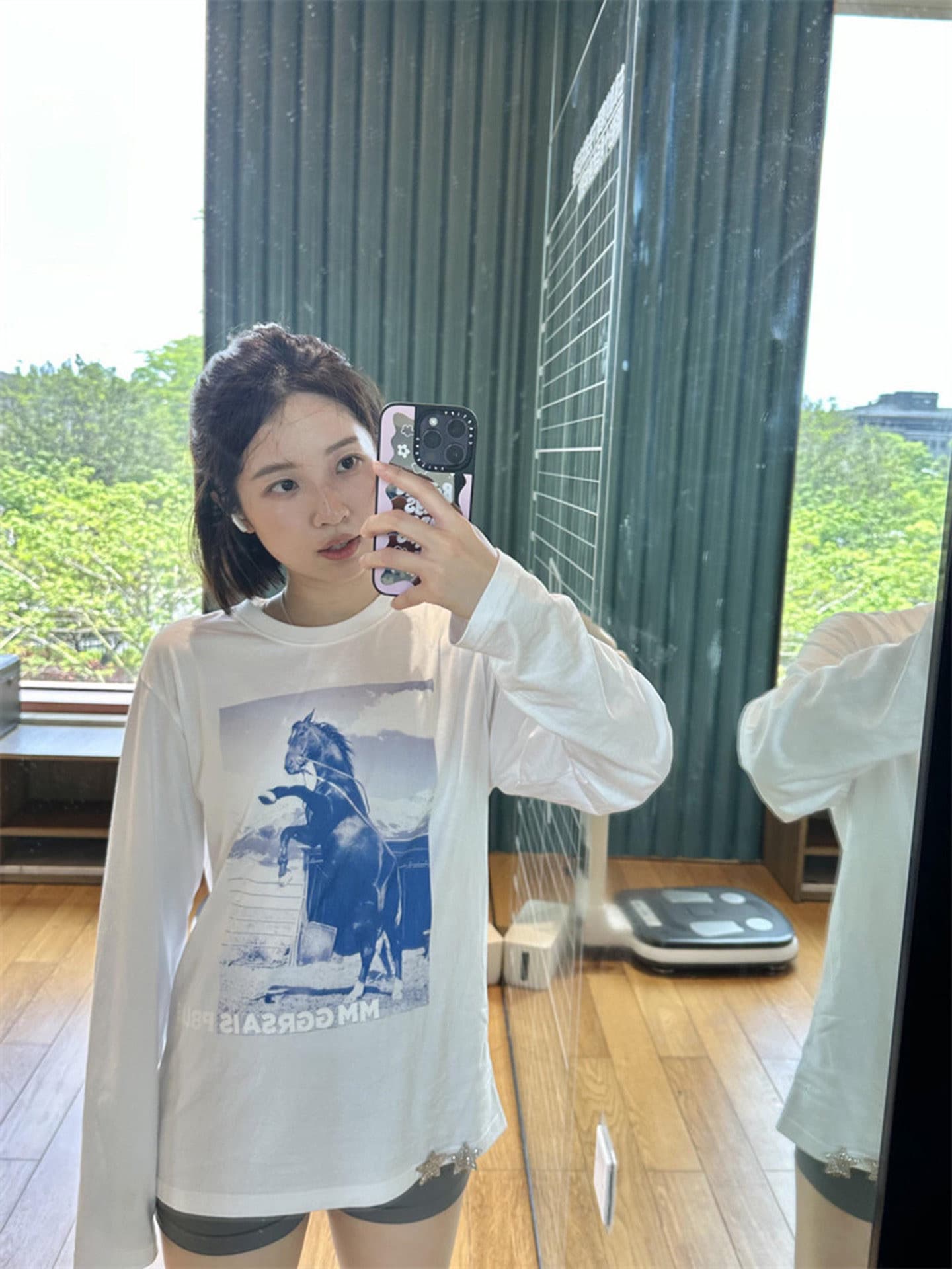 높은 품질 순면 200그램 21 빗질하다 정밀 프린트 가을 루즈핏 긴팔 티셔츠 여성 상세 이미지 5