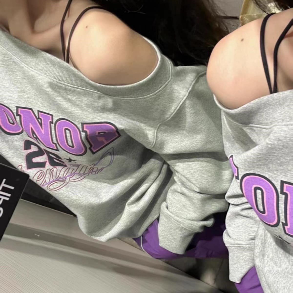 아메리칸 레트로 프린트 비스듬한 어깨 후드티 여성 가을 겨울 루즈핏 맨위 이미지 5