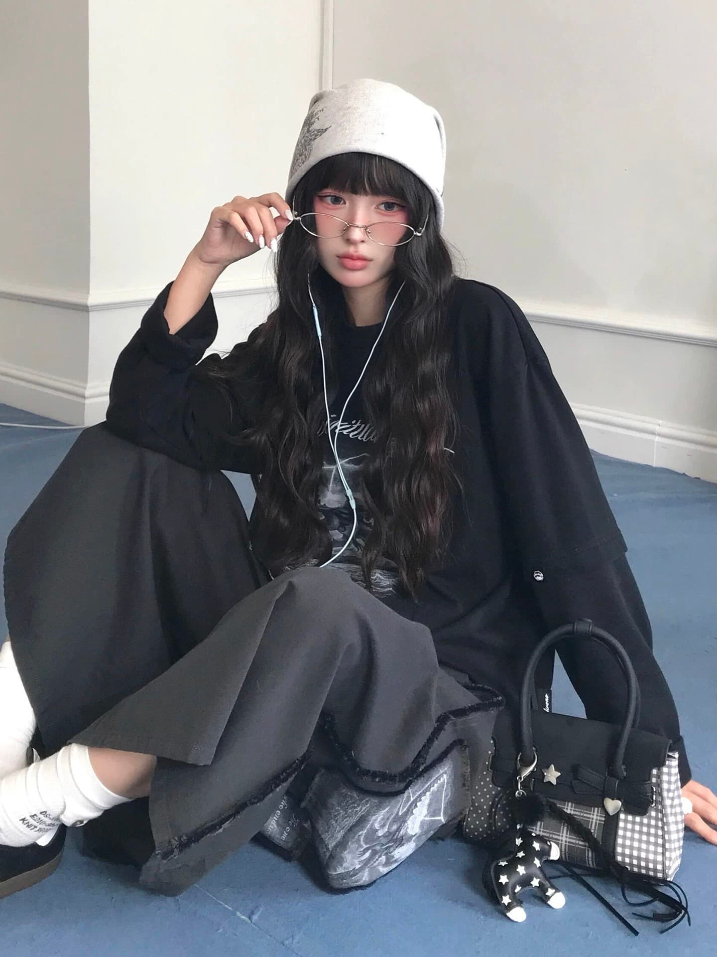 아메리칸 레트로 흑인과 백인 만화 패턴 알파벳 프린트 긴팔 티셔츠 여성 여름 작은 대중 트렌드 맨위 이미지 4