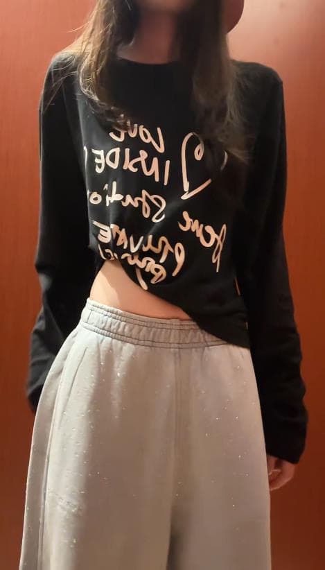 높은 품질 순면 200그램 21 빗질하다 정밀 프린트 가을 루즈핏 긴팔 티셔츠 여성 이미지 2