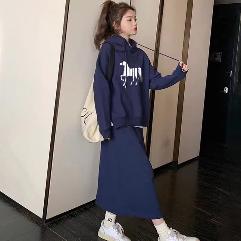 캐주얼 세트 드레스 여성 봄 가을 새로운 패션 연령 감소 라운드 넥 후드티 하이웨이스트 슬림해 보이는 반신 치마 세트 이미지 2
