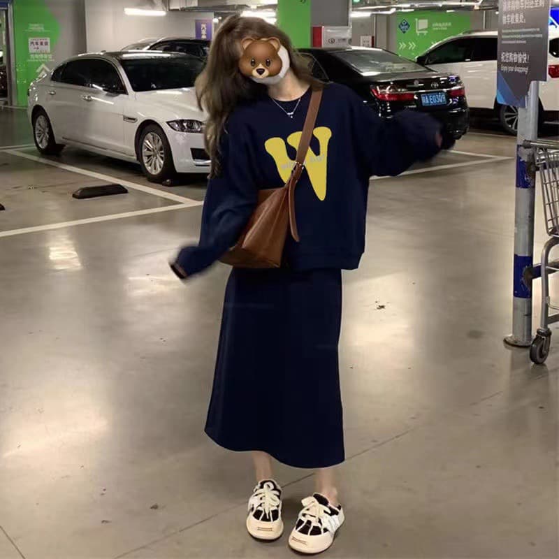 세트 여성 가을 겨울 항구 바람 작은 대중 다용도 루즈핏 풀오버 알파벳 후드티 캐주얼 반신 스커트 패션 세트 이미지 2