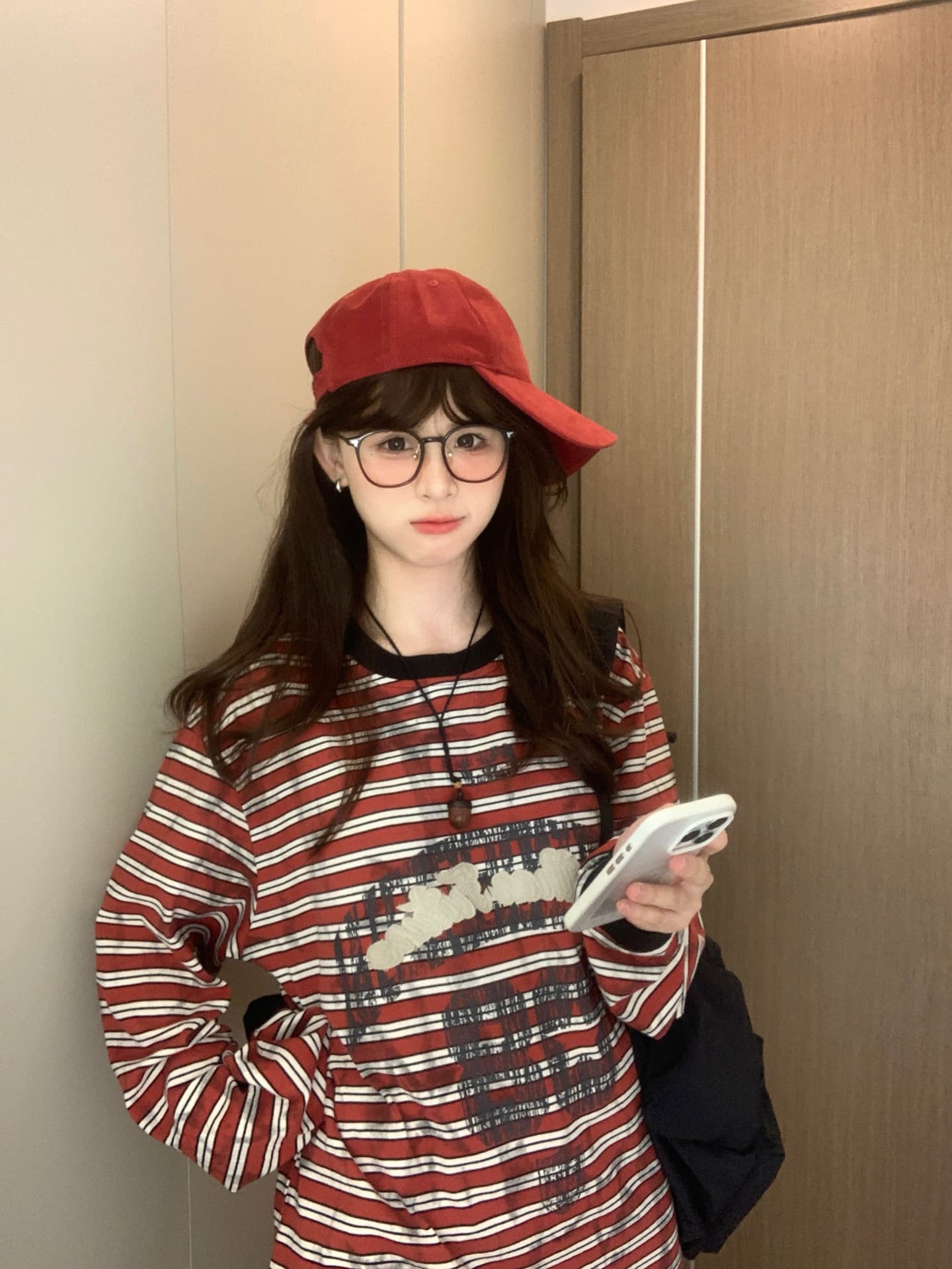 좋은 품질 원본 솜씨 자수 광저우 원본 원단 라운드 넥 긴팔 상세 이미지 2