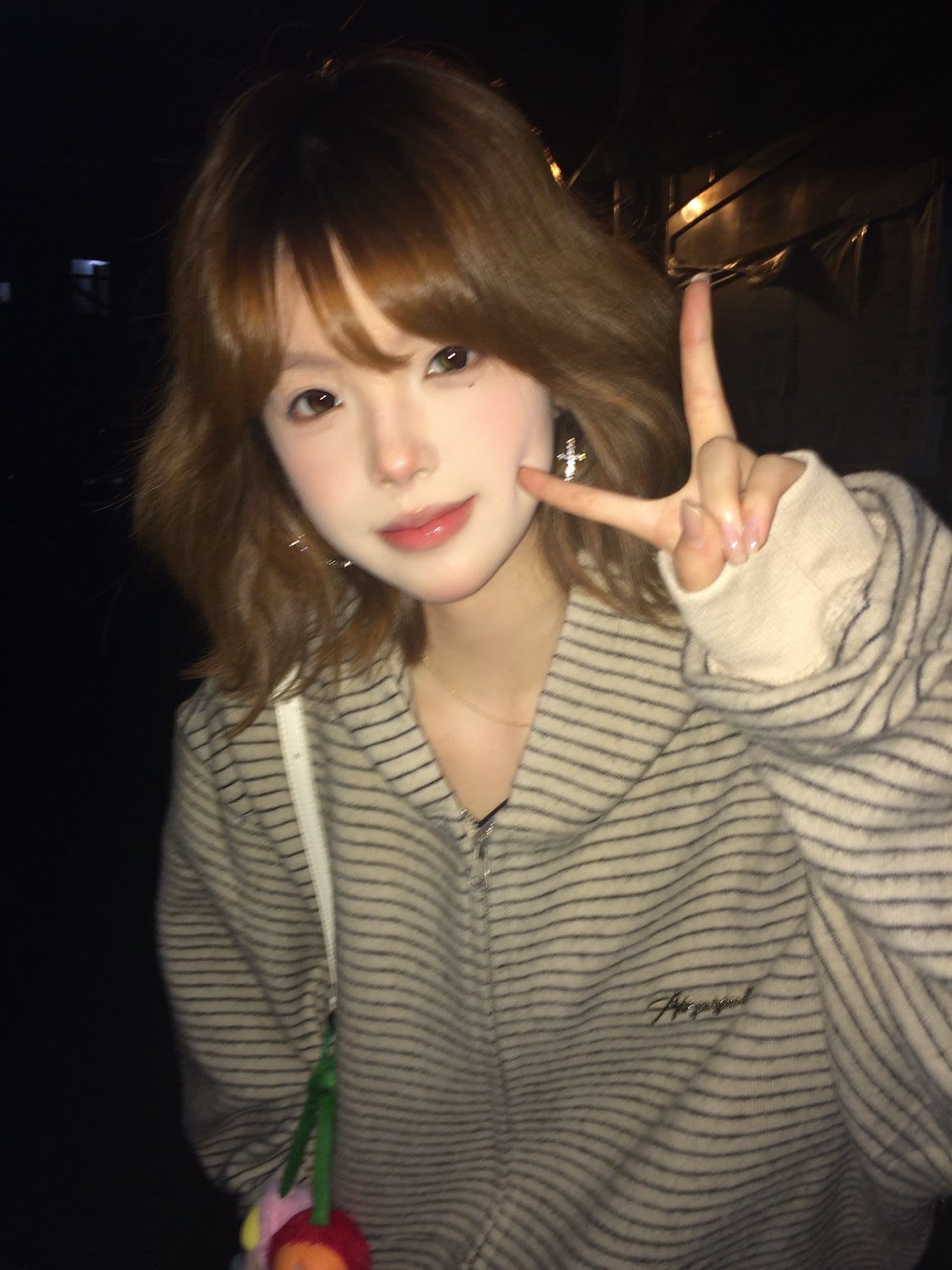 원본 금속 알파벳 부형제 원본 원단 420g 토끼 울 복잡한 우유 실크 후드티 상세 이미지 3