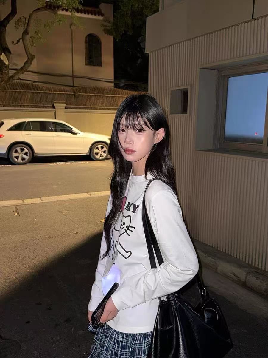 높은 품질 순면 200그램 21 빗질하다 정밀 프린트 가을 루즈핏 긴팔 티셔츠 여성 이미지 3