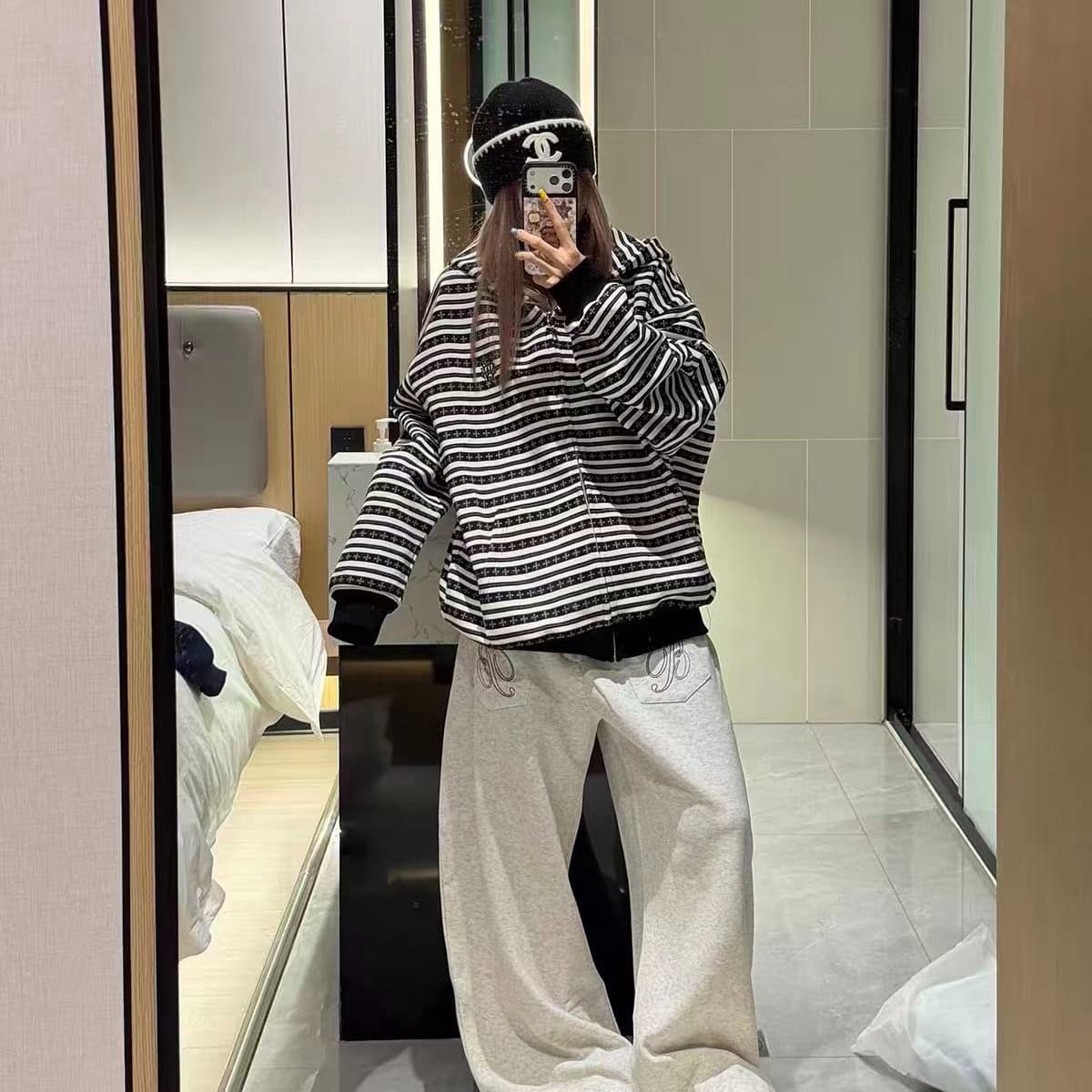 후아 면 복합 우유 실크 자수 후드 지퍼 재킷 후드티 상세 이미지 4