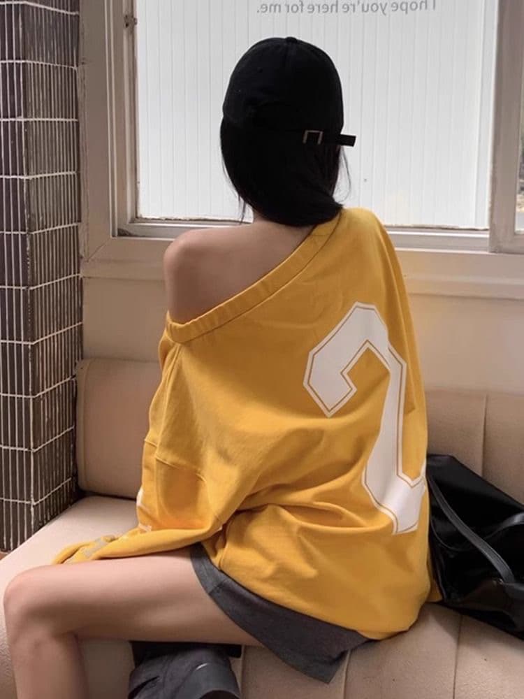 가을 겨울철 아메리칸 레트로 핫걸 비스듬한 어깨 프린트 루즈핏 후드티 상세 이미지 2