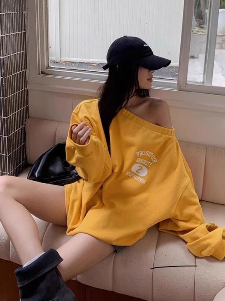 가을 겨울철 아메리칸 레트로 핫걸 비스듬한 어깨 프린트 루즈핏 후드티 상세 이미지 5