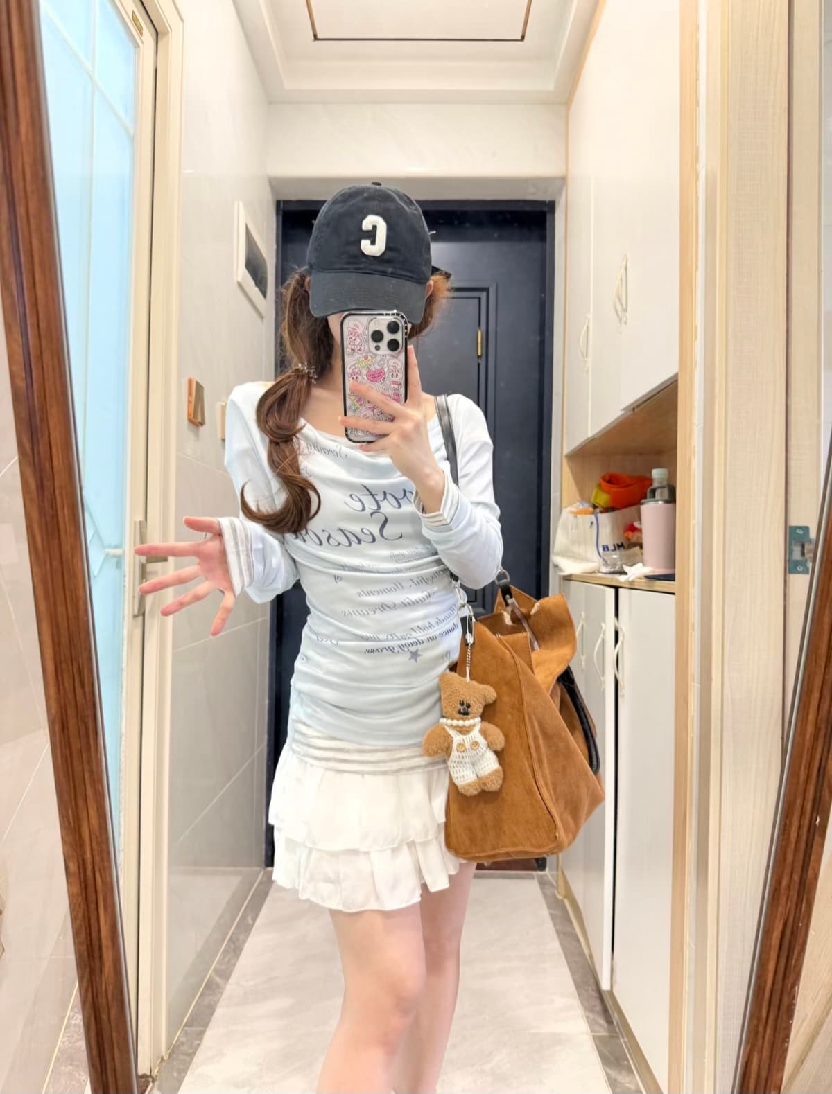 원본 광저우 원단 눈꽃 면 한 부서 페이크 레이어드 긴팔 티셔츠 여성 배색 패치워크 맨위 상세 이미지 5