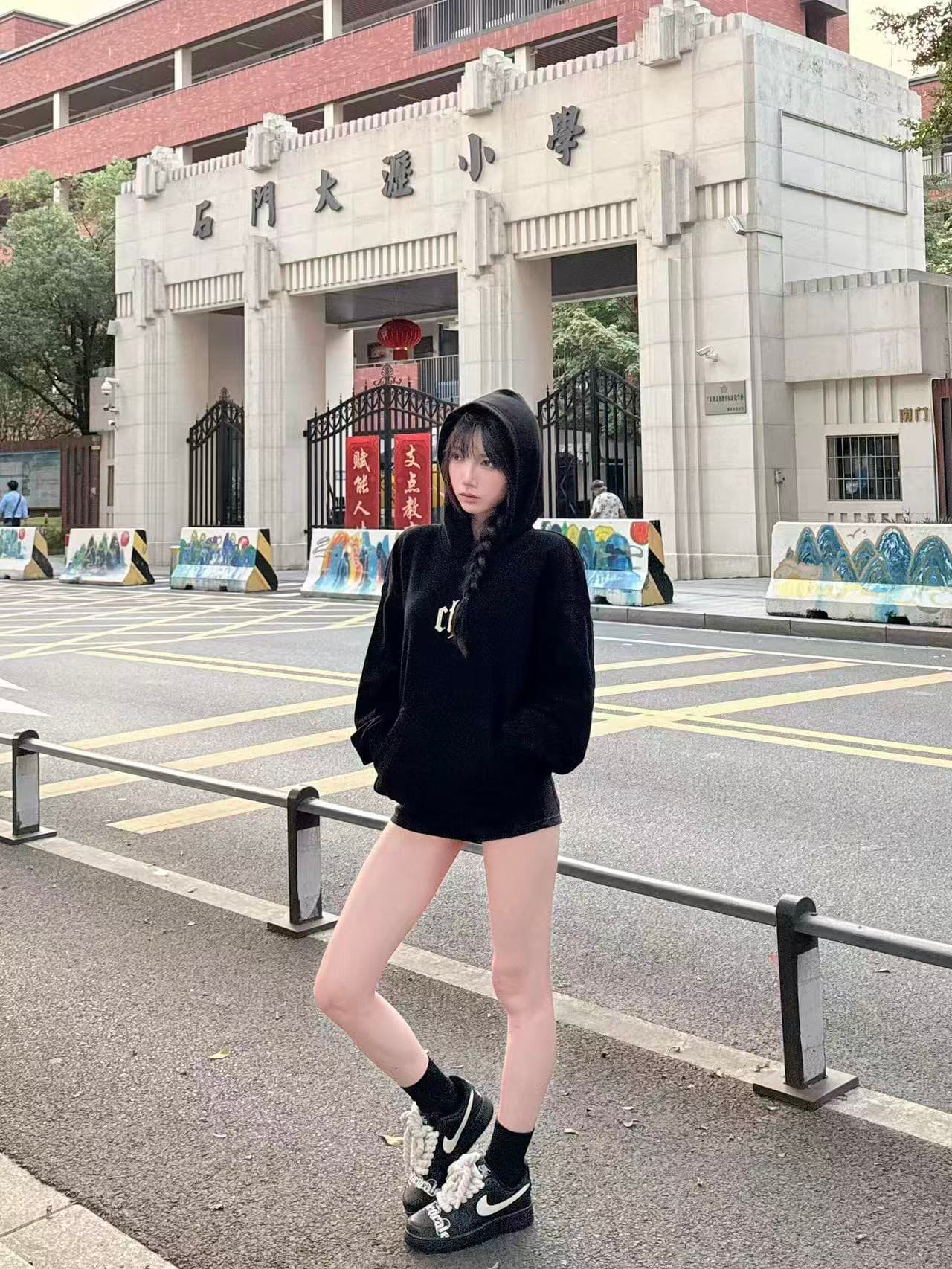 후아 면 복합 얇은 스타일 320 그램 털이 있는 420g 헝겊 느낌 프린트 없음 모자 로프 후드 티 스웨터 상세 이미지 2
