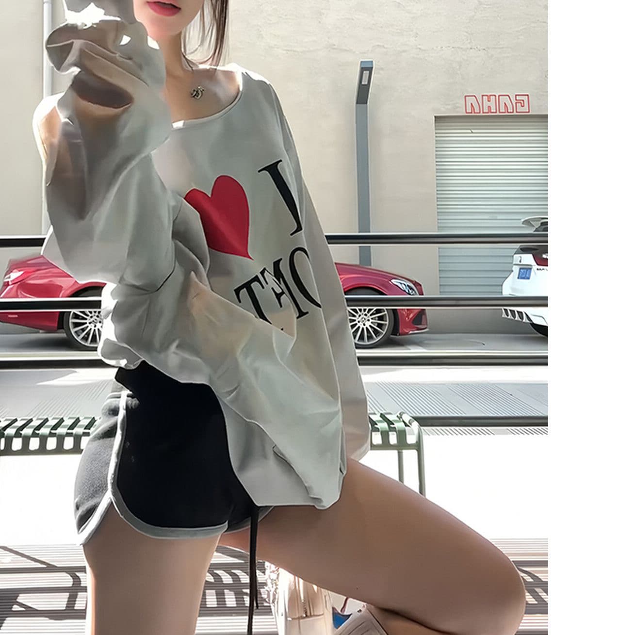순면 더블 실 레트로 핫걸 하트 오프숄더 긴팔 여성 가을 루즈핏 느긋한 디자인 센스 작은 대중 비스듬한 어깨 의류 상세 이미지 5