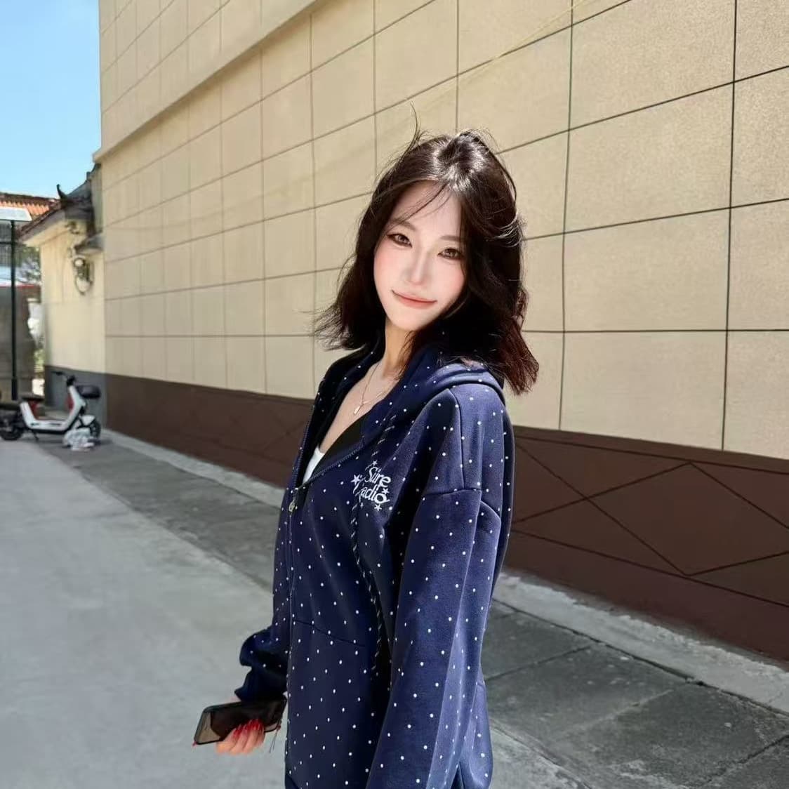 얇은 스타일 털이 있는 이후 패키지 기사 자수 순수한 Mianhua 면 복합 후드티 여성 이미지 5
