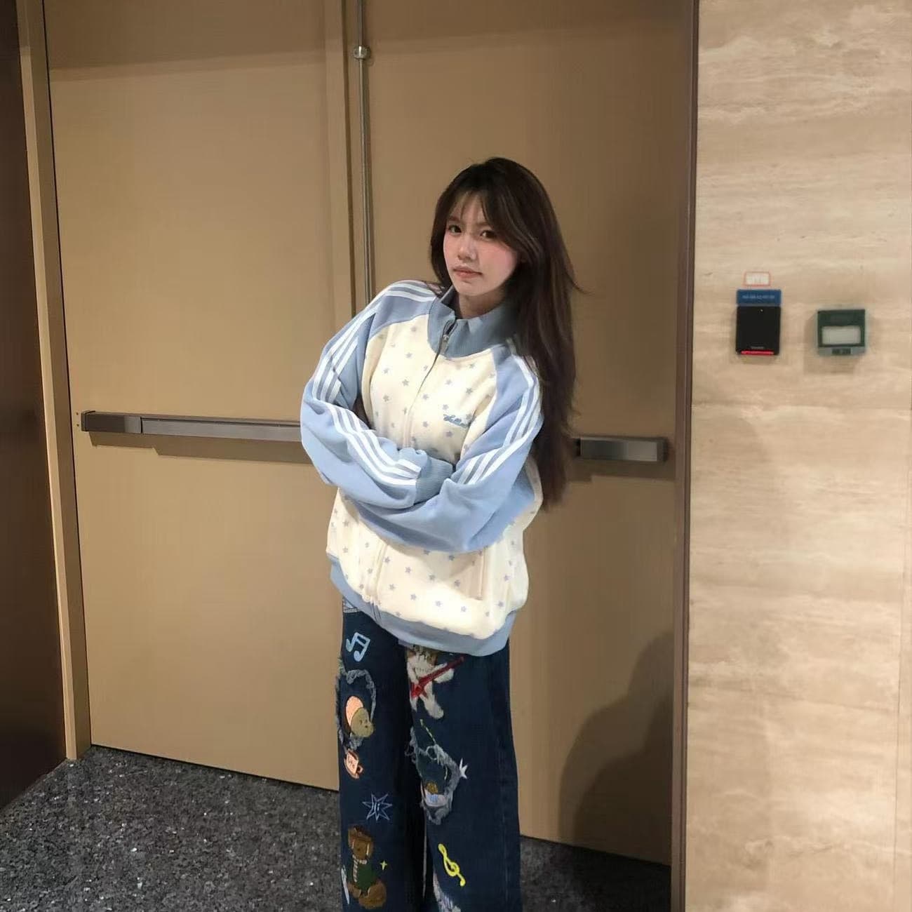 얇은 스타일 털이 있는 클립 칼라 것 자수 순수한 Mianhua 면 복합 지퍼 후드티 이미지 2