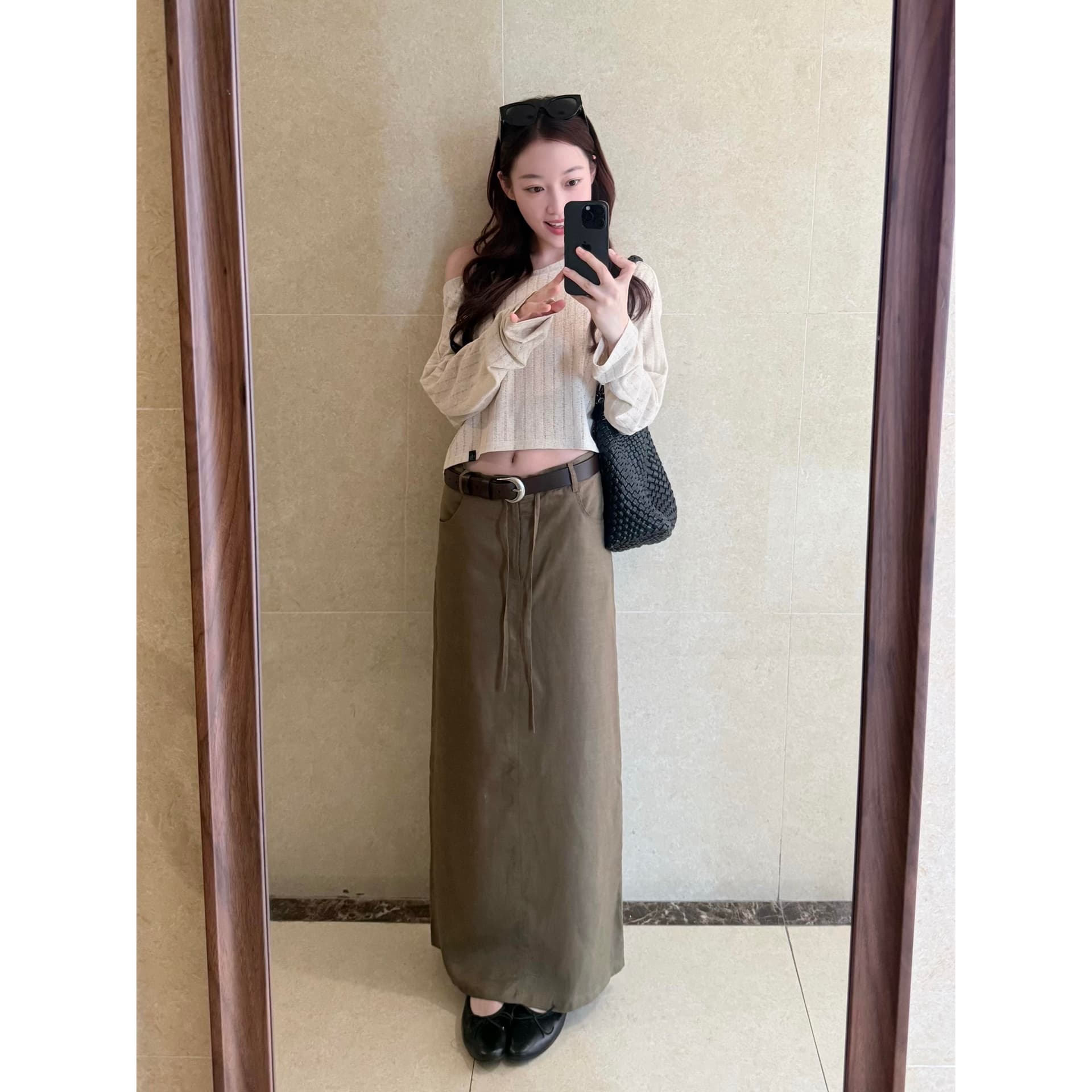 한 부서 비스듬한 칼라 오프숄더 루즈핏 마이크로 ~을 통해 긴팔 티셔츠 여성 조기 가을 슬림해 보이는 질감 센스 자외선 차단 블라우스 이미지 5