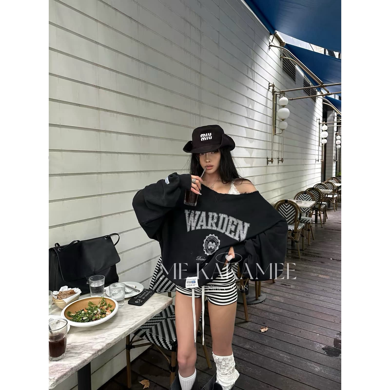 남자 바 면 아메리칸 핫걸 바람 페이크 레이어드 알파벳 프린트 여성 26 가을 새로운 패션 긴팔 오프숄더 맨위