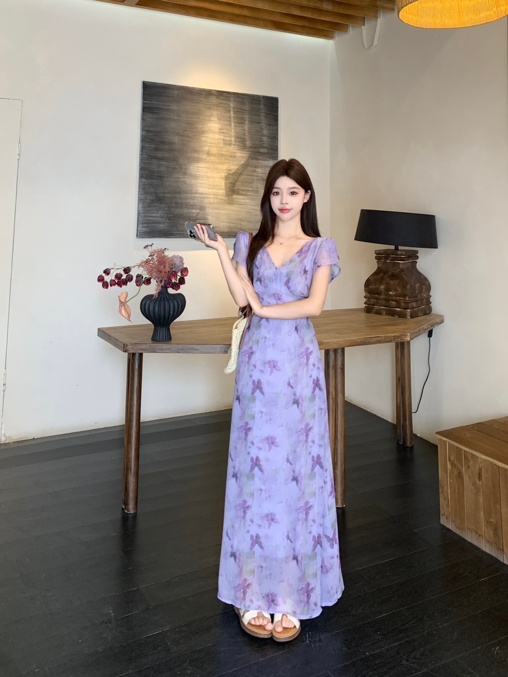 실사 빅 사이즈 여름 V넥 백리스 버블 반팔 몸매 가꾸기 슬림해 보이는 롱 코트 한 마디 나비 프린트 보라색 드레스 상세 이미지 5