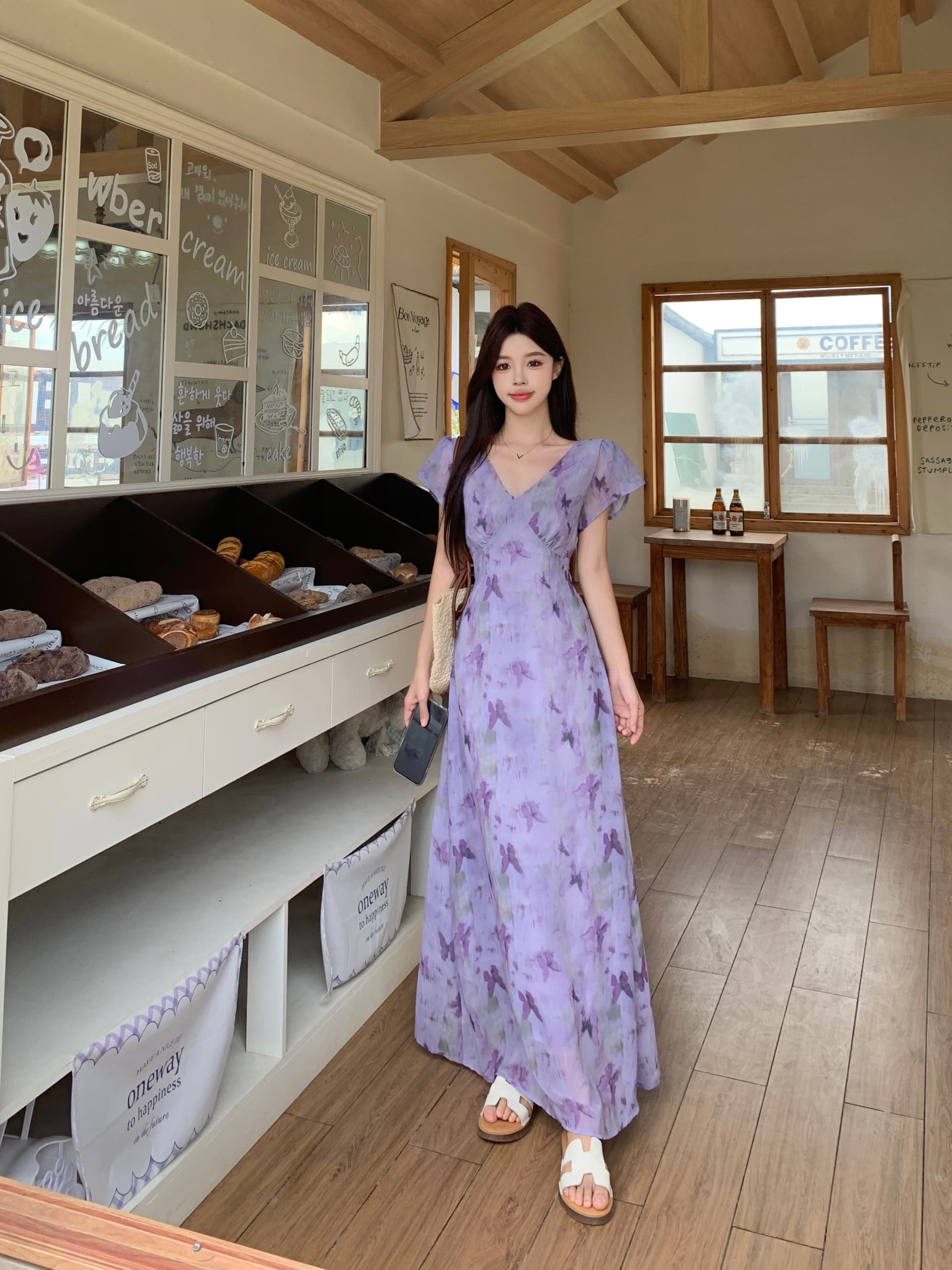 실사 빅 사이즈 여름 V넥 백리스 버블 반팔 몸매 가꾸기 슬림해 보이는 롱 코트 한 마디 나비 프린트 보라색 드레스 상세 이미지 7