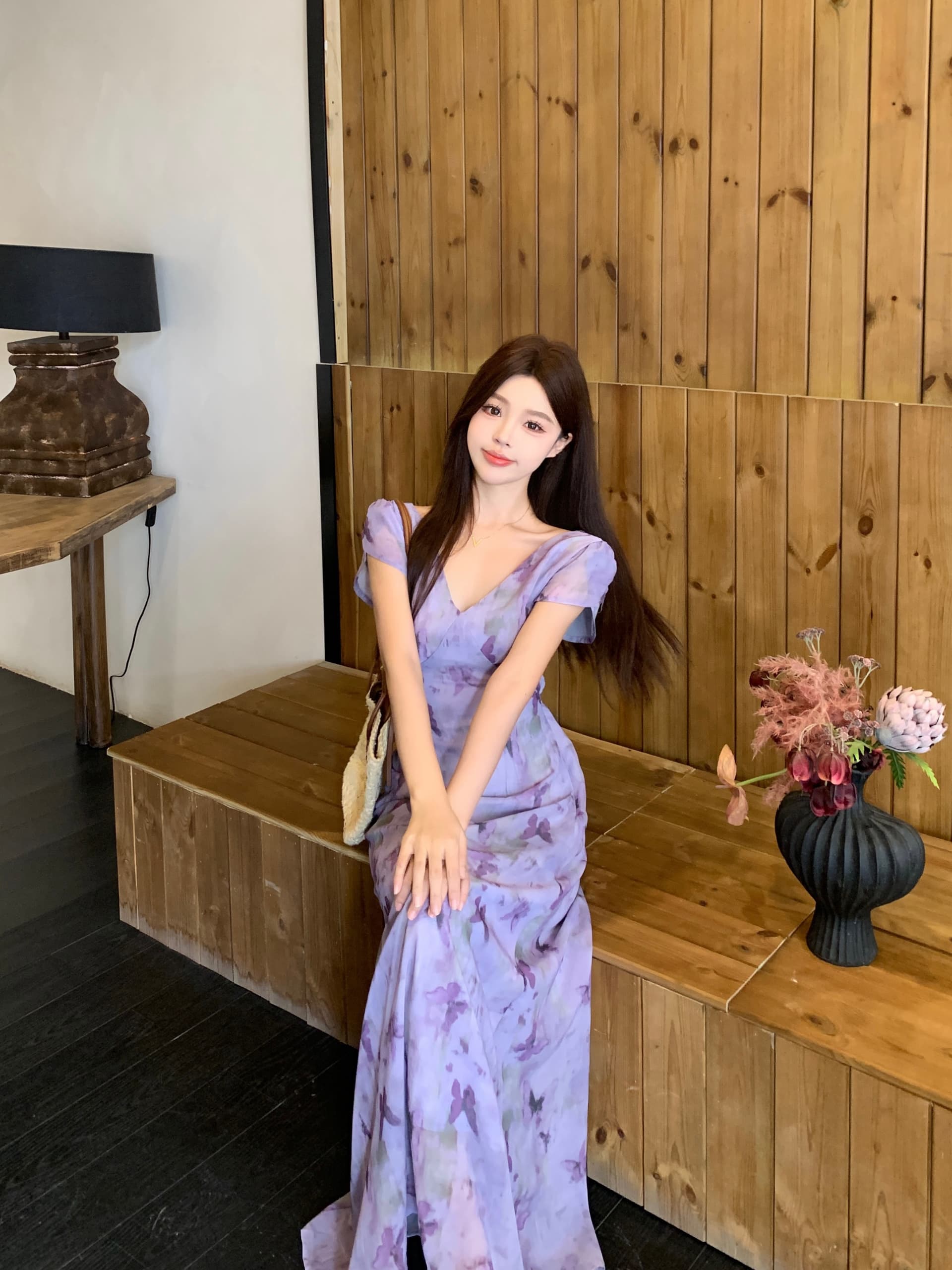 실사 빅 사이즈 여름 V넥 백리스 버블 반팔 몸매 가꾸기 슬림해 보이는 롱 코트 한 마디 나비 프린트 보라색 드레스 상세 이미지 10