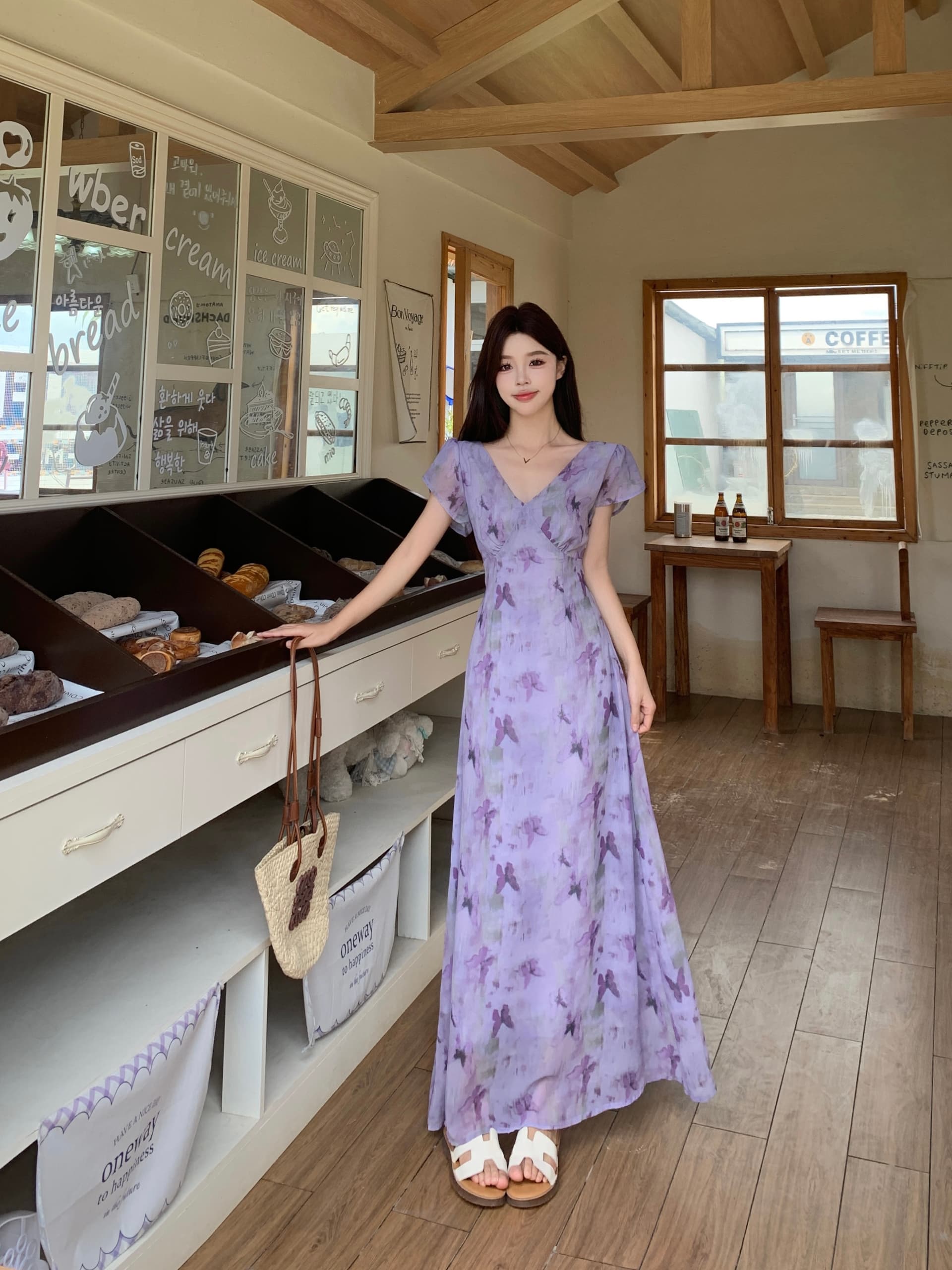 실사 빅 사이즈 여름 V넥 백리스 버블 반팔 몸매 가꾸기 슬림해 보이는 롱 코트 한 마디 나비 프린트 보라색 드레스 상세 이미지 16
