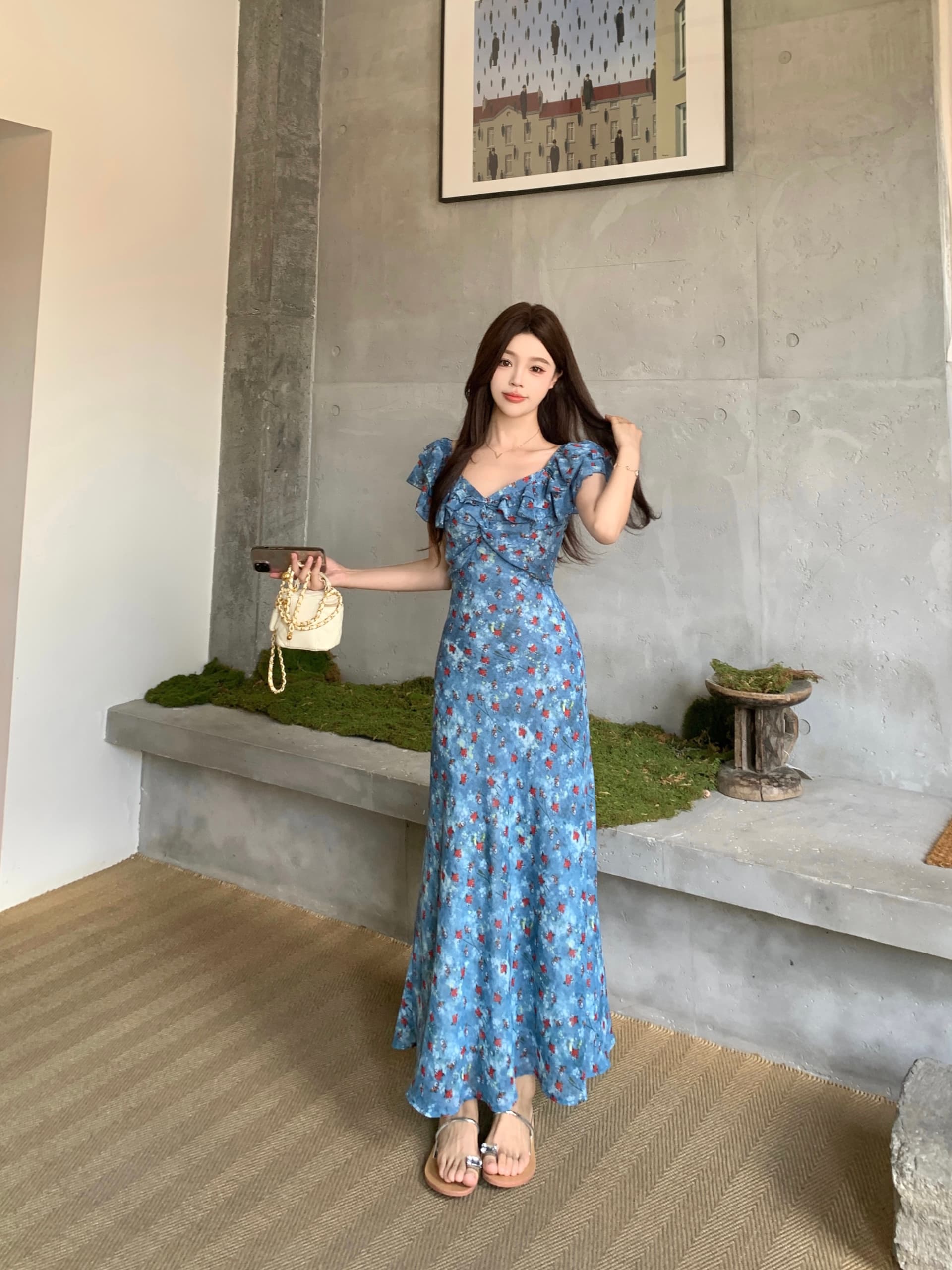 실사 빅 사이즈 파란색 프린트 V넥 매듭 허리 수축 슬림해 보이는 여성 드레스 여름 허리 수축 길다 치마 새로운 상세 이미지 8