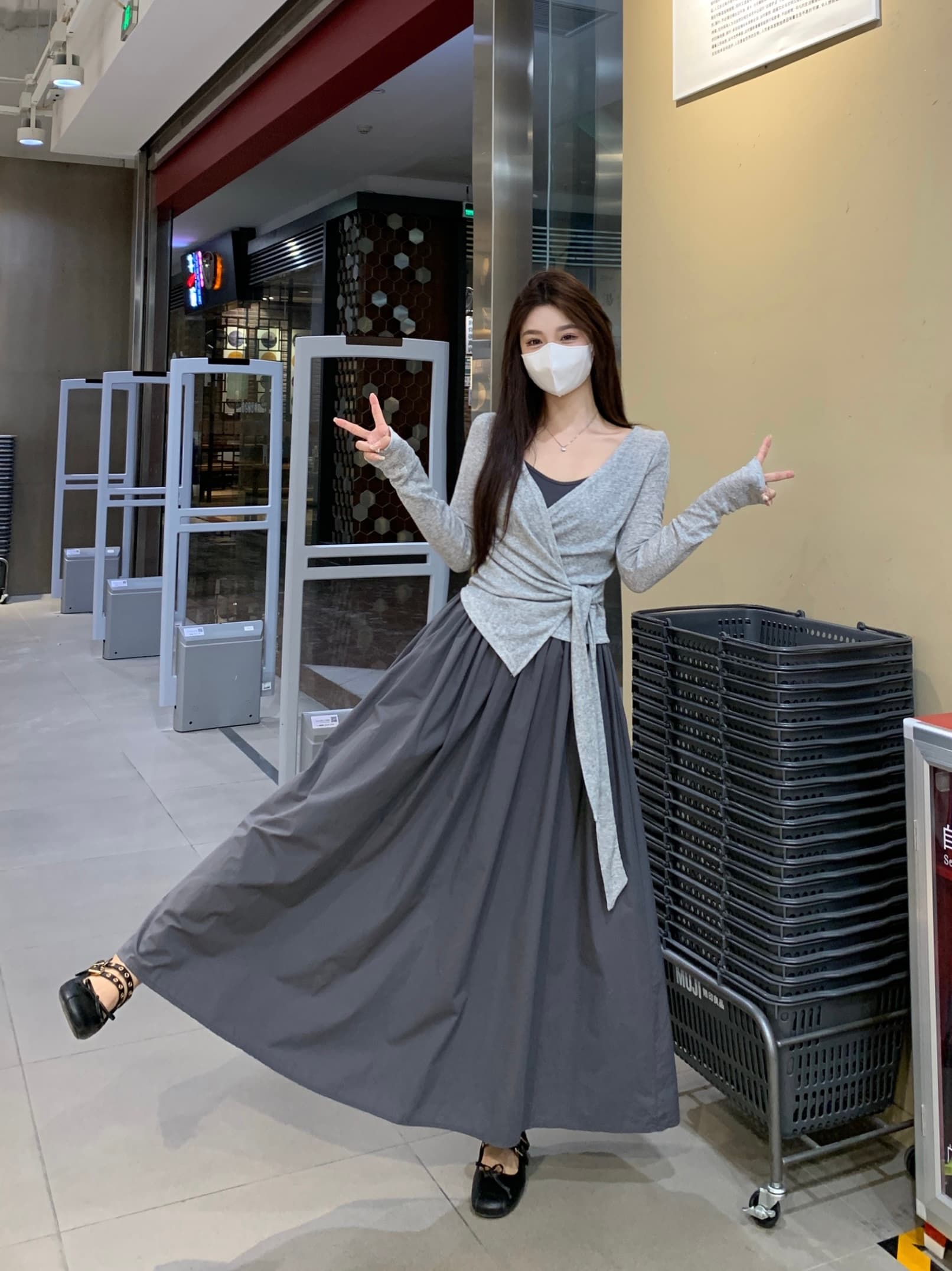실사 빅 사이즈 분위기 센스 한 부서 디자인 스트랩 긴팔 티셔츠 외출용 자외선 차단 슬립 드레스 투피스 세트 상세 이미지 15