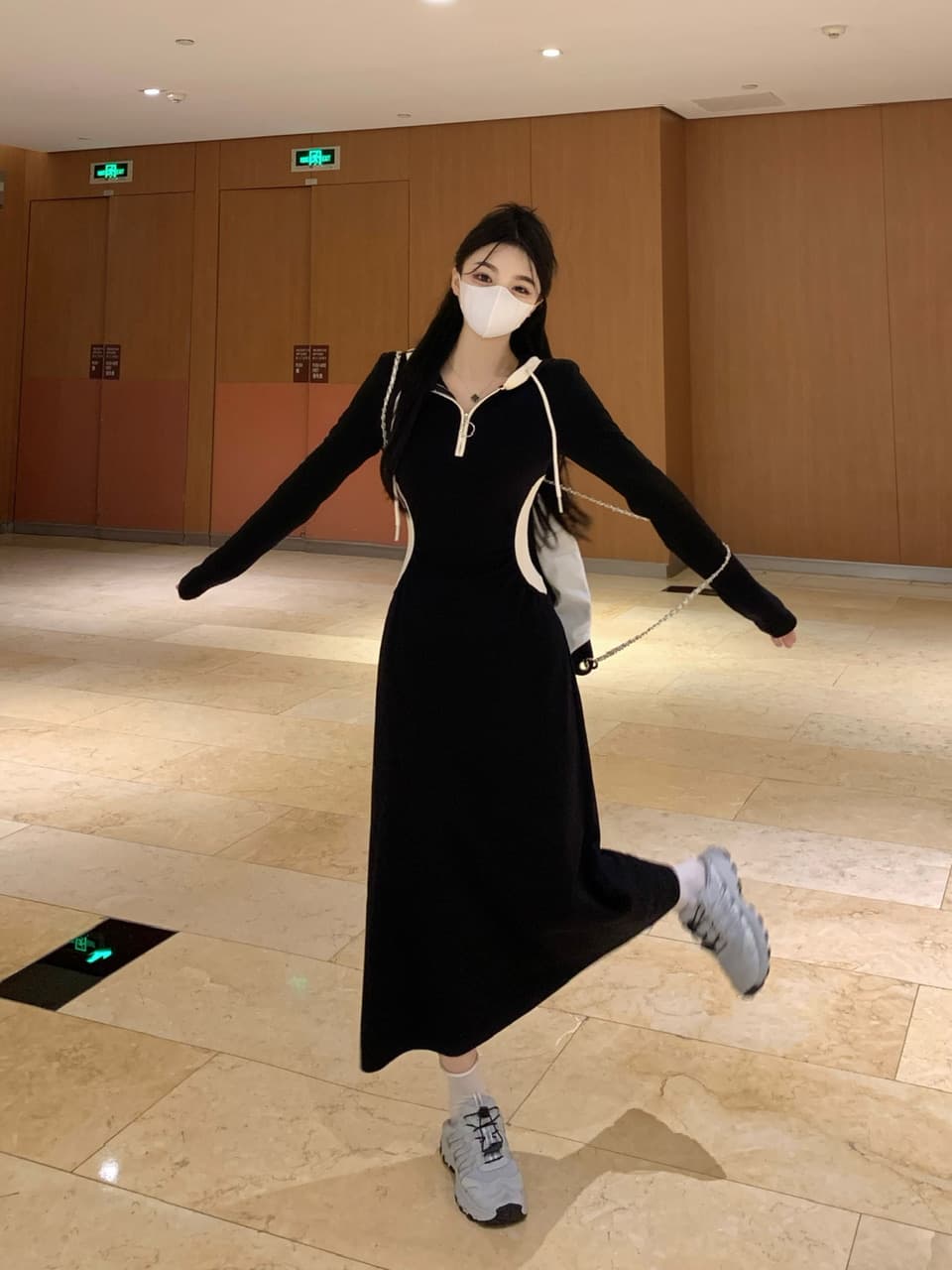 실사 빅 사이즈 배색 후드 긴팔 여성 드레스 가을 검정색 치마 디자인 센스 무릎 아래 Chic 롱 스커트 상세 이미지 4