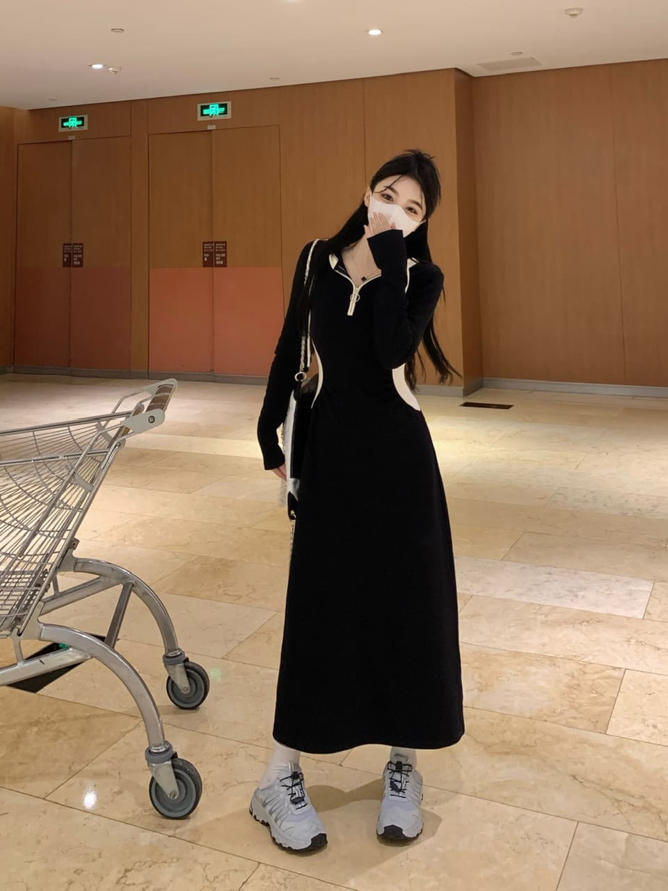 실사 빅 사이즈 배색 후드 긴팔 여성 드레스 가을 검정색 치마 디자인 센스 무릎 아래 Chic 롱 스커트 상세 이미지 17