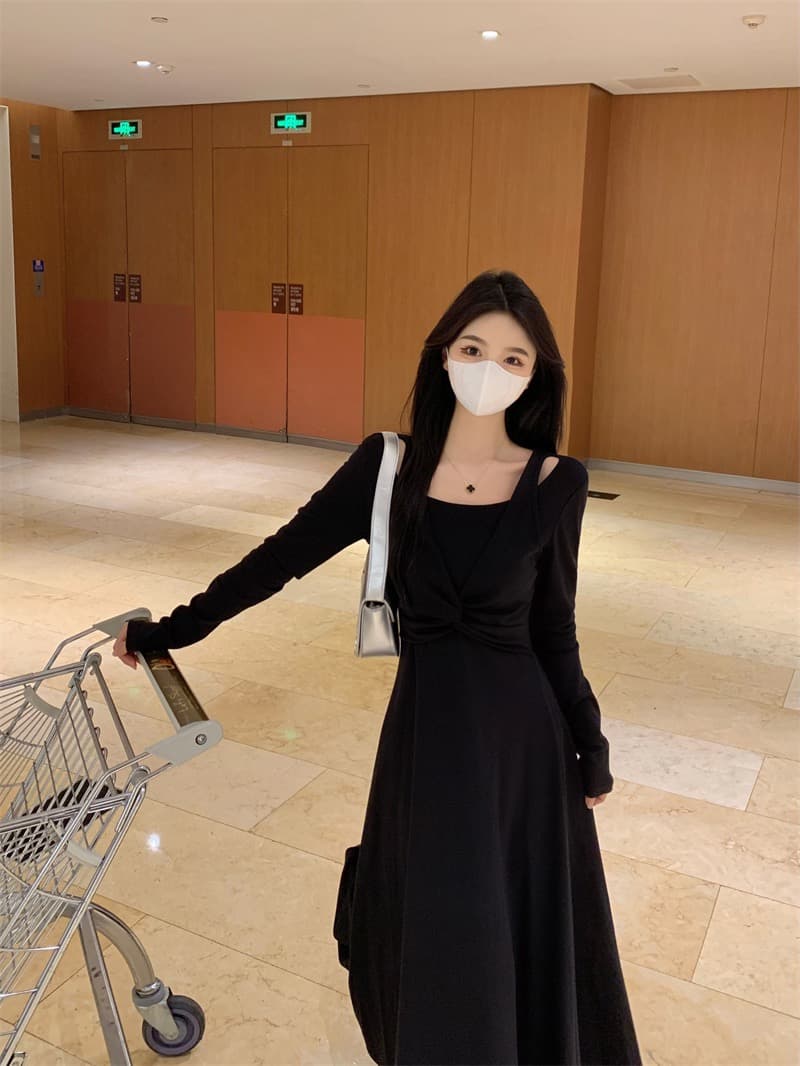 실사 품격 캐주얼 페이크 레이어드 가을 2025 새로운 프랑스식 비틀림 허리 수축 슬림해 보이는 한 마디 큰 진자 드레스 상세 이미지 13