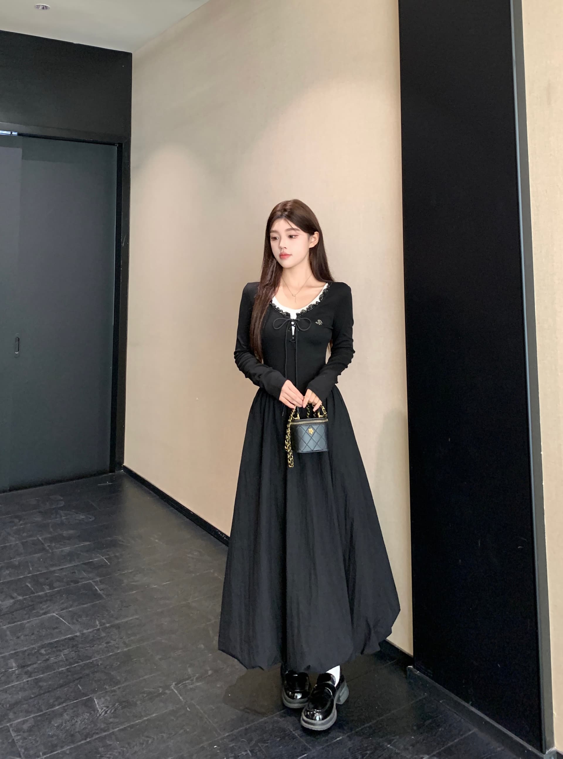 실사 프랑스식 고급 센스 품격 검정색 페이크 레이어드 여성 드레스 가을 새로운 허리 수축 슬림해 보이는 꽃밭 치마 상세 이미지 5