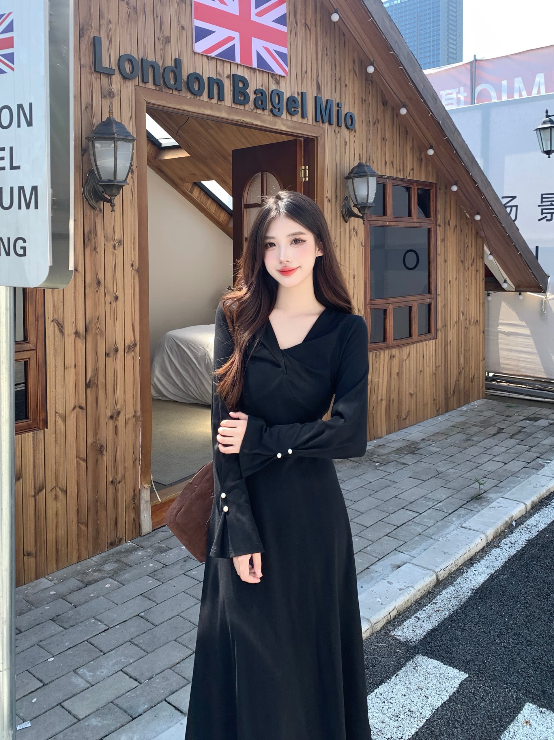 실사 빅 사이즈 패션 긴팔 여성 드레스 새로운 디자인 센스 하이웨이스트 매듭 나팔 소매 버튼 검정색 롱 스커트 상세 이미지 1