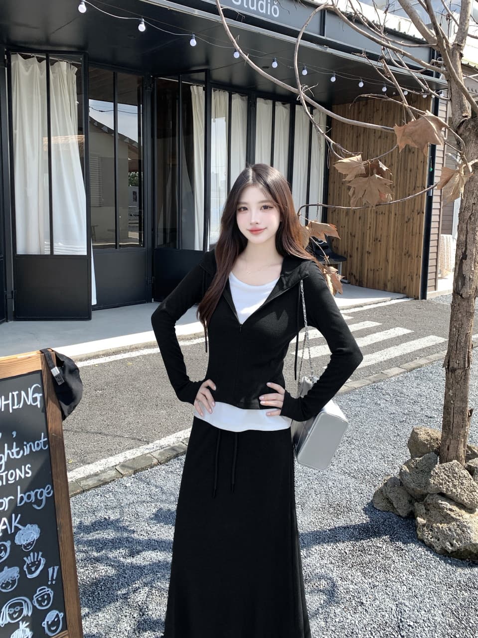 실사 운동 캐주얼 세트 여성 가을 새로운 페이크 레이어드 맨위 지방 mm 표지 배 슬림해 보이는 반신 스커트 투피스 세트 이미지 4