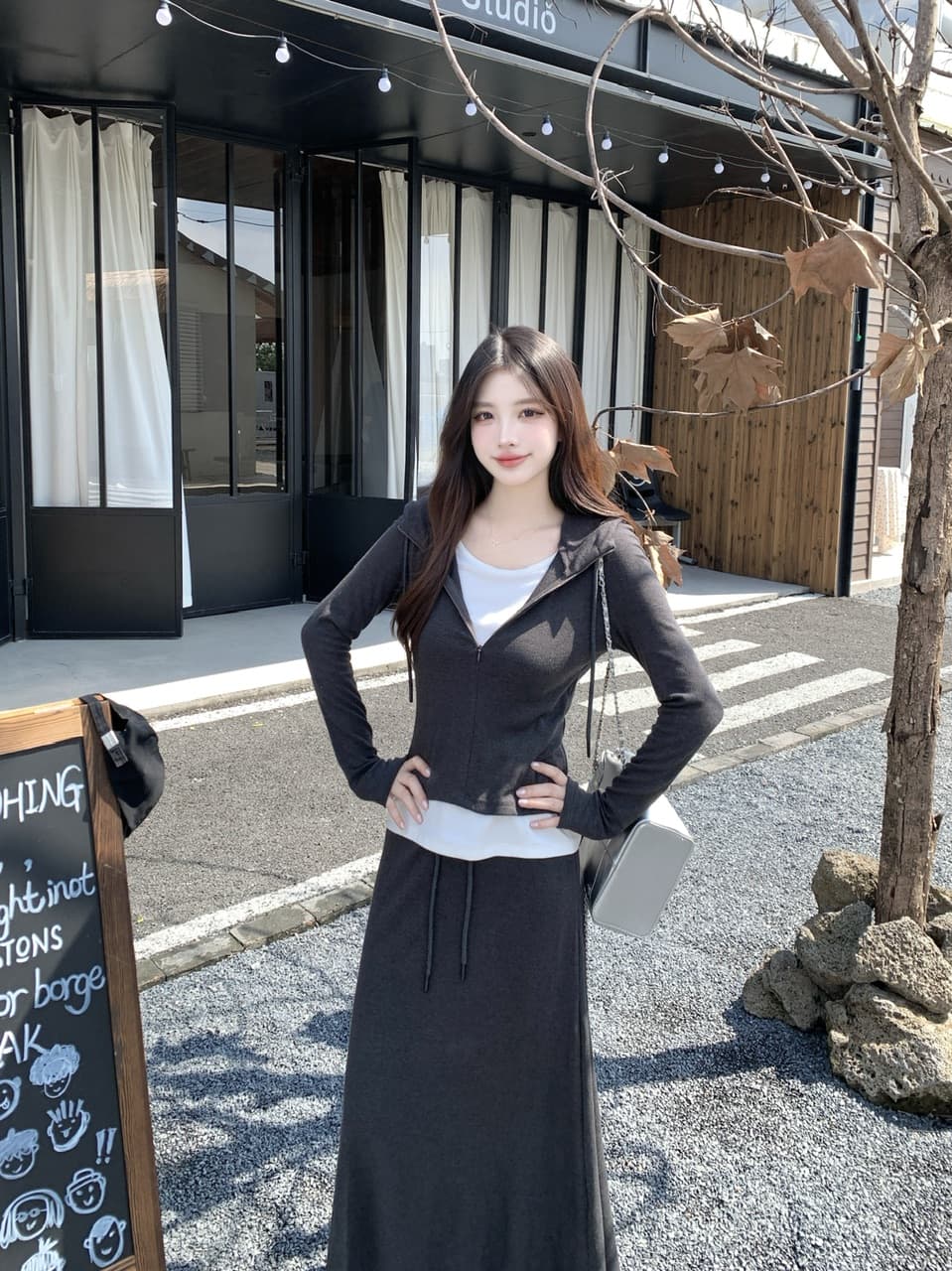 실사 운동 캐주얼 세트 여성 가을 새로운 페이크 레이어드 맨위 지방 mm 표지 배 슬림해 보이는 반신 스커트 투피스 세트 상세 이미지 3