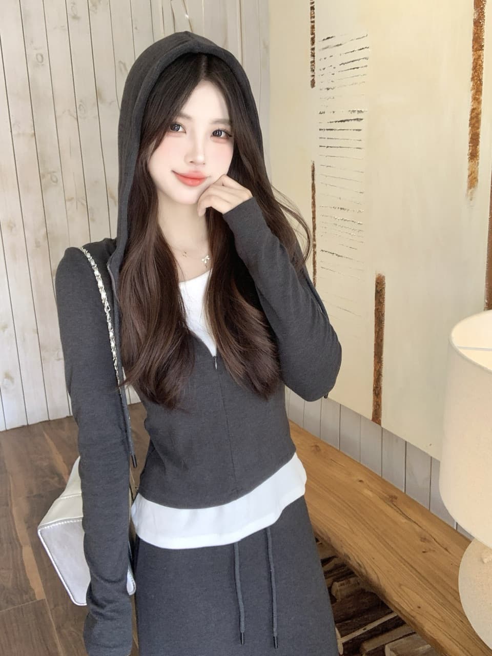실사 운동 캐주얼 세트 여성 가을 새로운 페이크 레이어드 맨위 지방 mm 표지 배 슬림해 보이는 반신 스커트 투피스 세트 상세 이미지 13