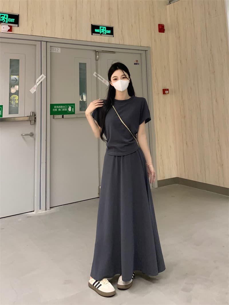 실사 빅 사이즈 2026 한국 스타일 라운드 넥 쇼트 스타일 백리스 반팔 티셔츠 하이웨이스트 슬림해 보이는 밴딩 반신 치마 세트 상세 이미지 7