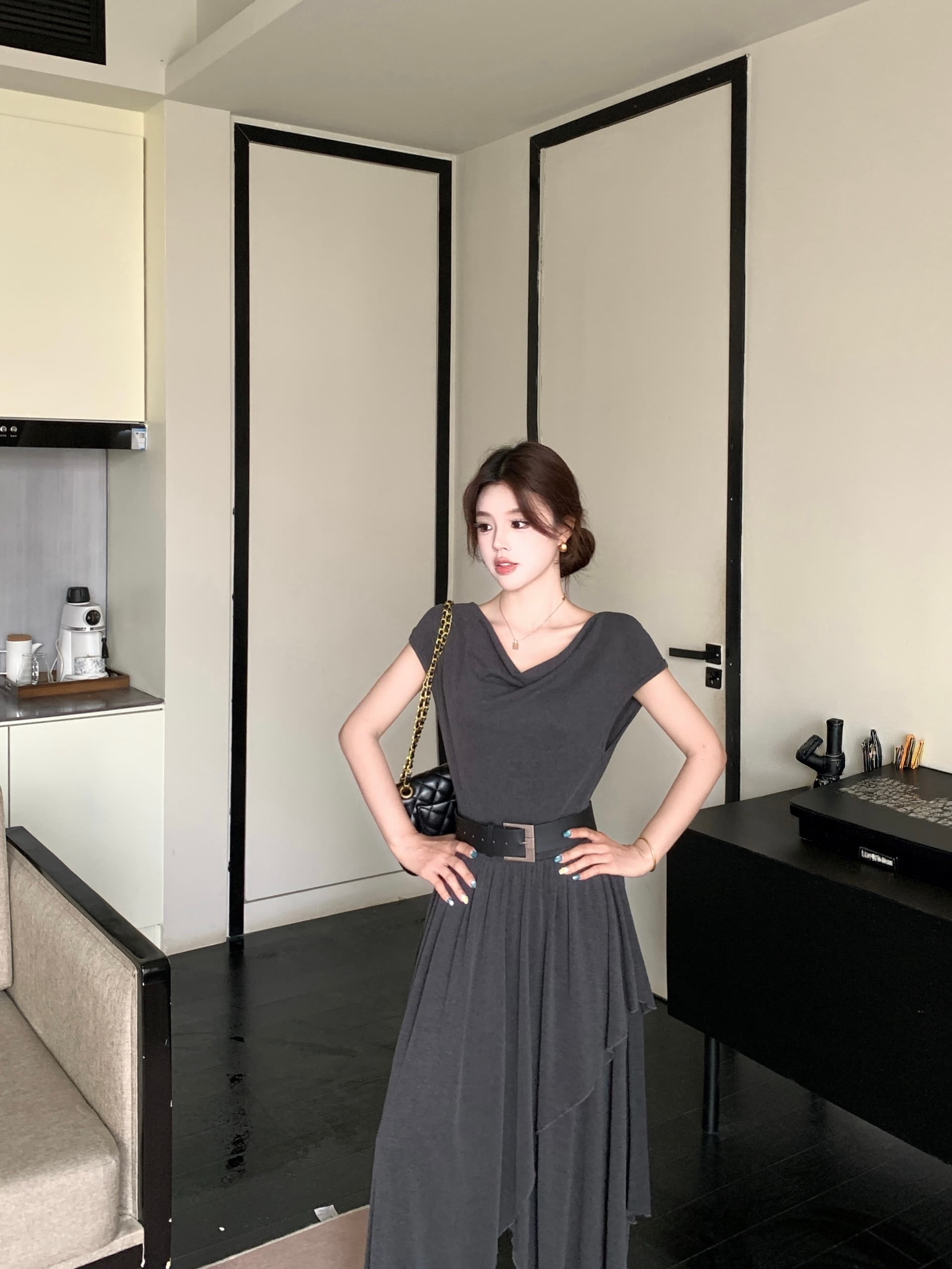 실사 빅 사이즈 여름 새로운 레트로 불규칙 드레스 슬림해 보이는 흔들다 칼라 핫걸 민소매 도루 센스 품격 롱 스커트 상세 이미지 12