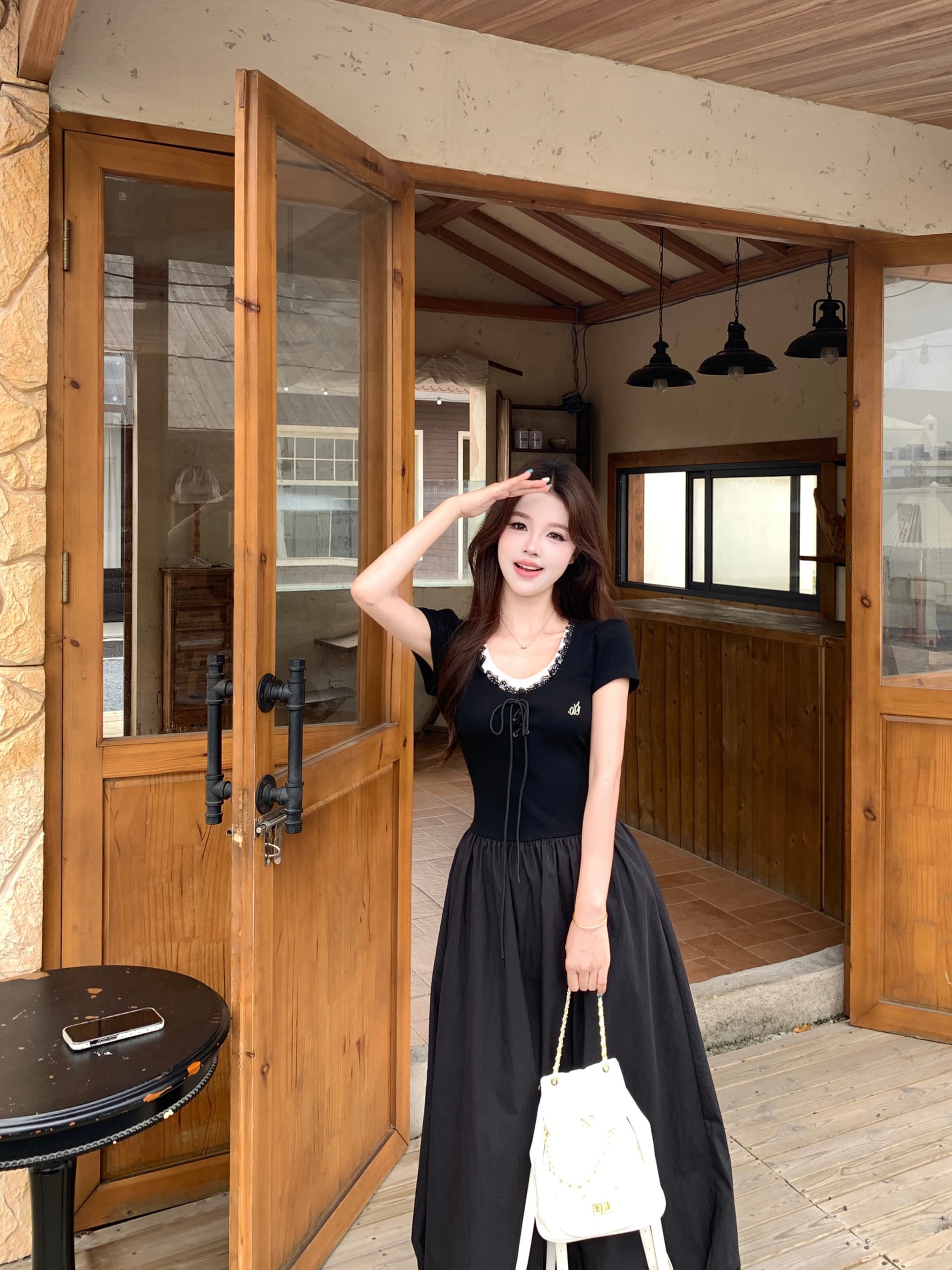 실사 빅 사이즈 레이스 조각 디자인 반팔 드레스 2026 년 여름 새로운 허리 수축 슬림해 보이는 품격 롱 스커트 상세 이미지 6