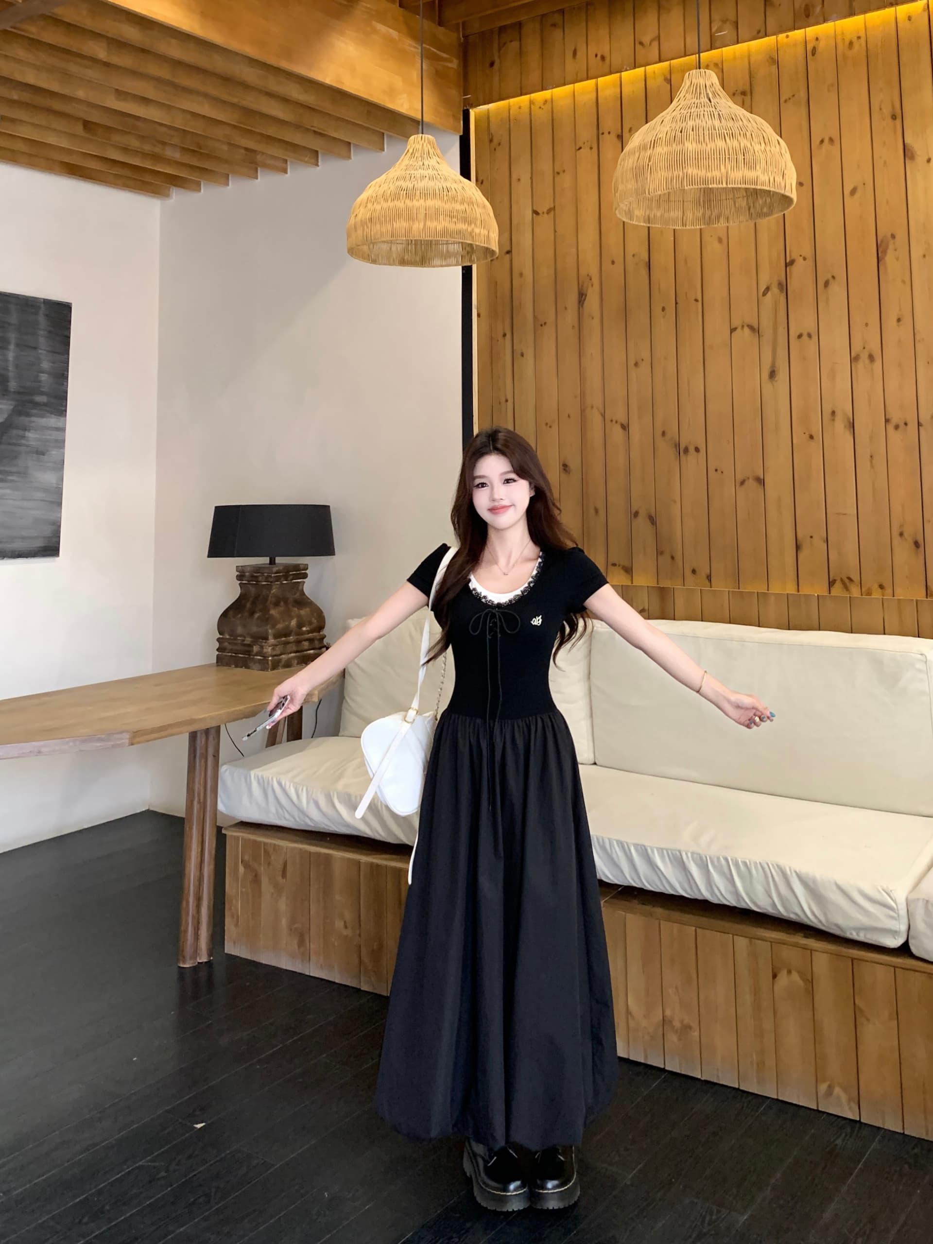 실사 빅 사이즈 레이스 조각 디자인 반팔 드레스 2026 년 여름 새로운 허리 수축 슬림해 보이는 품격 롱 스커트 상세 이미지 12