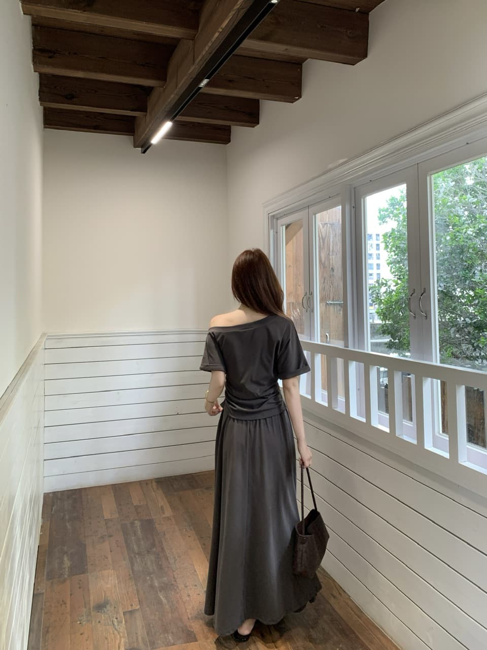 실사 빅 사이즈 품격 여름 한 부서 다용도 섹션 슬림해 보이는 비스듬한 어깨 수신 Pleat 맨위 플러스 하이웨이스트 밴딩 슬림해 보이는 반 스커트 상세 이미지 8