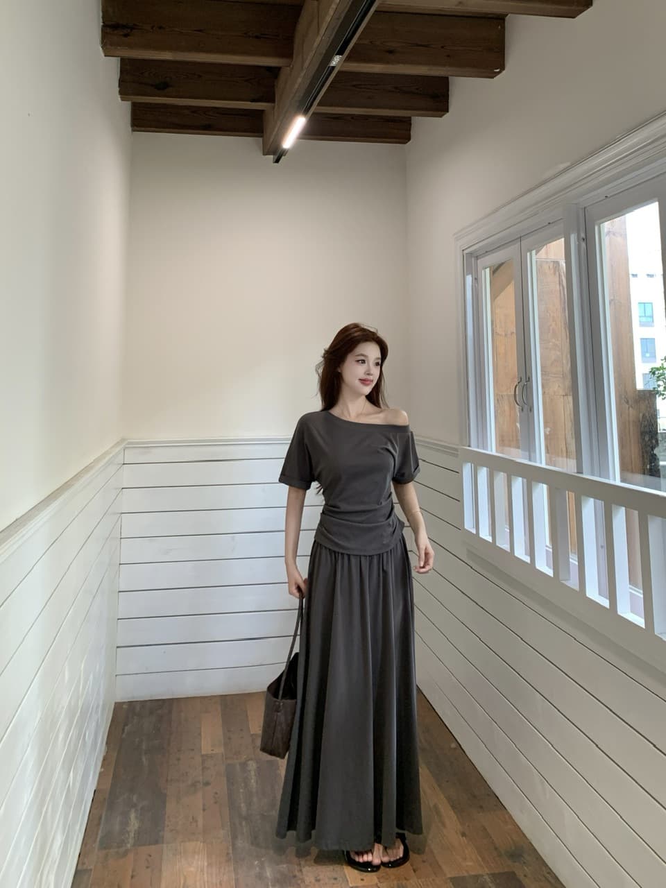 실사 빅 사이즈 품격 여름 한 부서 다용도 섹션 슬림해 보이는 비스듬한 어깨 수신 Pleat 맨위 플러스 하이웨이스트 밴딩 슬림해 보이는 반 스커트 상세 이미지 9