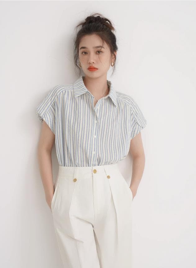 법 실크 루 프랑스식 파란색 스트라이프 반팔 여성 셔츠 여름 디자인 센스 작은 대중 고유 한 Chic 연령 감소 작은 셔츠 맨위