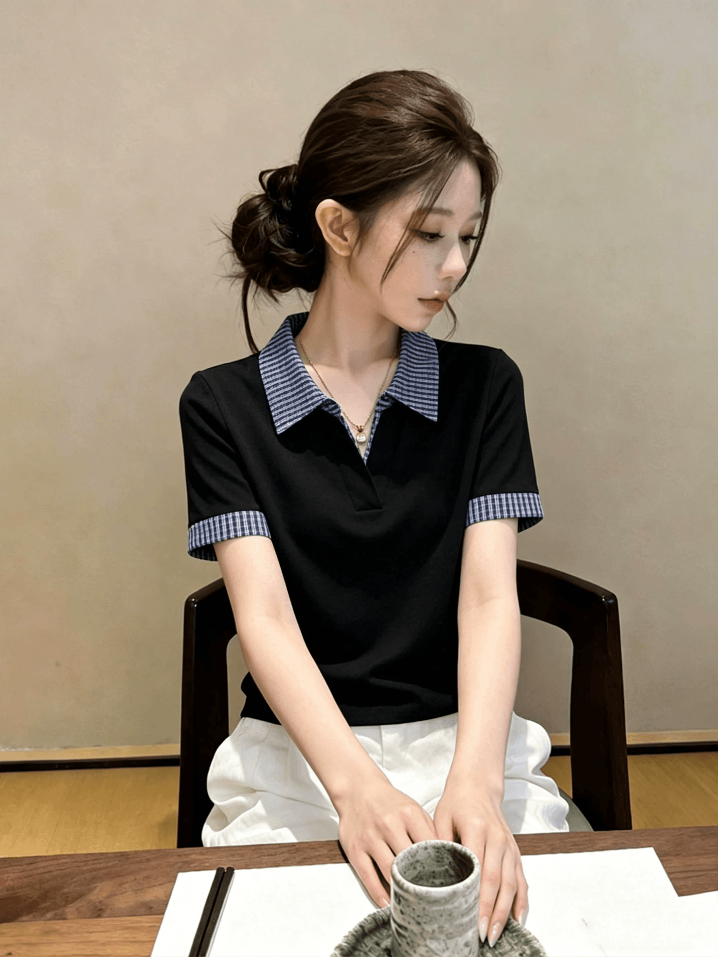 빅 사이즈 지방 mm 학원 스타일 검정색 체크무늬 폴로 칼라 반팔 티셔츠 여성 여름 새로운 출퇴근 패션 다용도 맨위 상세 이미지 4