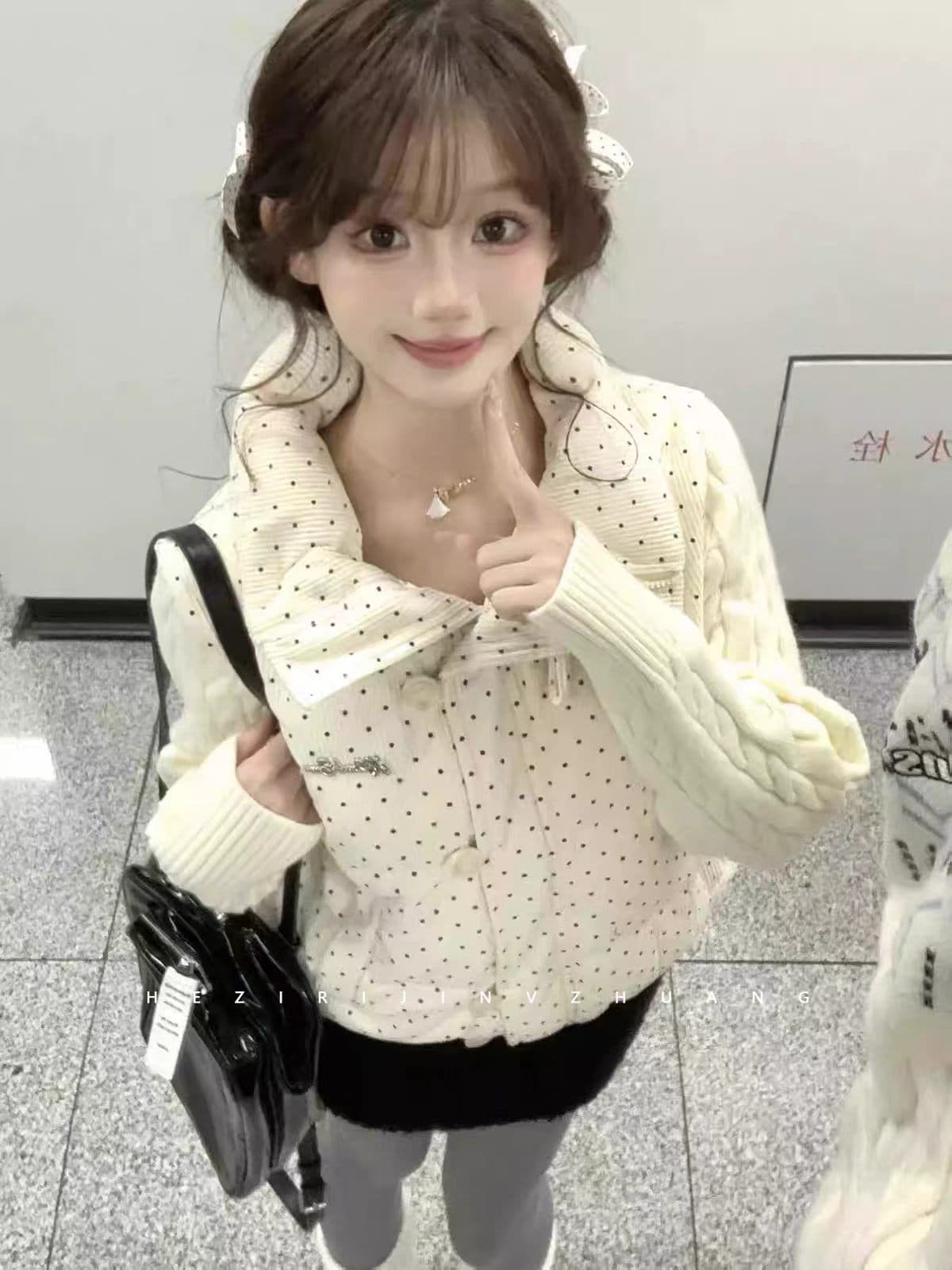 한 부서 달콤함 도트 무늬 니트 패치워크 긴팔 면 의류 여성 코트 겨울 루즈핏 두꺼운 쇼트 스타일 보온 패딩 재킷 상세 이미지 2
