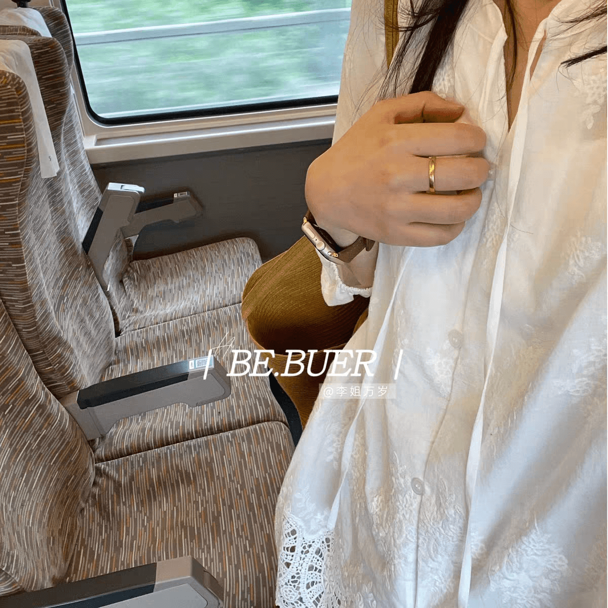 2026 한 부서 느긋한 바람 무거운 작업 자수 휴가 바람 작은 셔츠 여성 여름 슬림해 보이는 맨위 중간 소매 셔츠 이미지 2