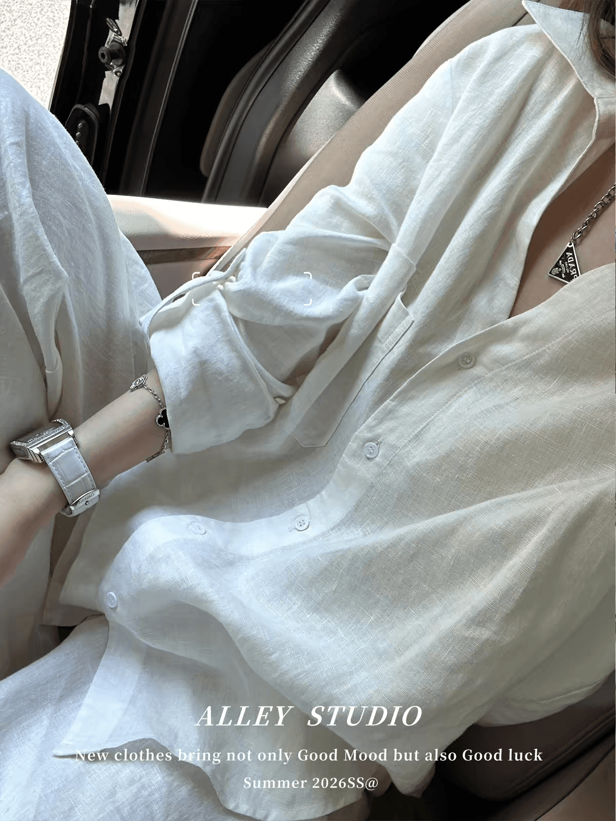 오래된 돈 바람 느긋한 느슨함 센스 화이트 V넥 여성 셔츠 가을 얇은 스타일 단색 모방 아마 주간 실크 셔츠 상세 이미지 3