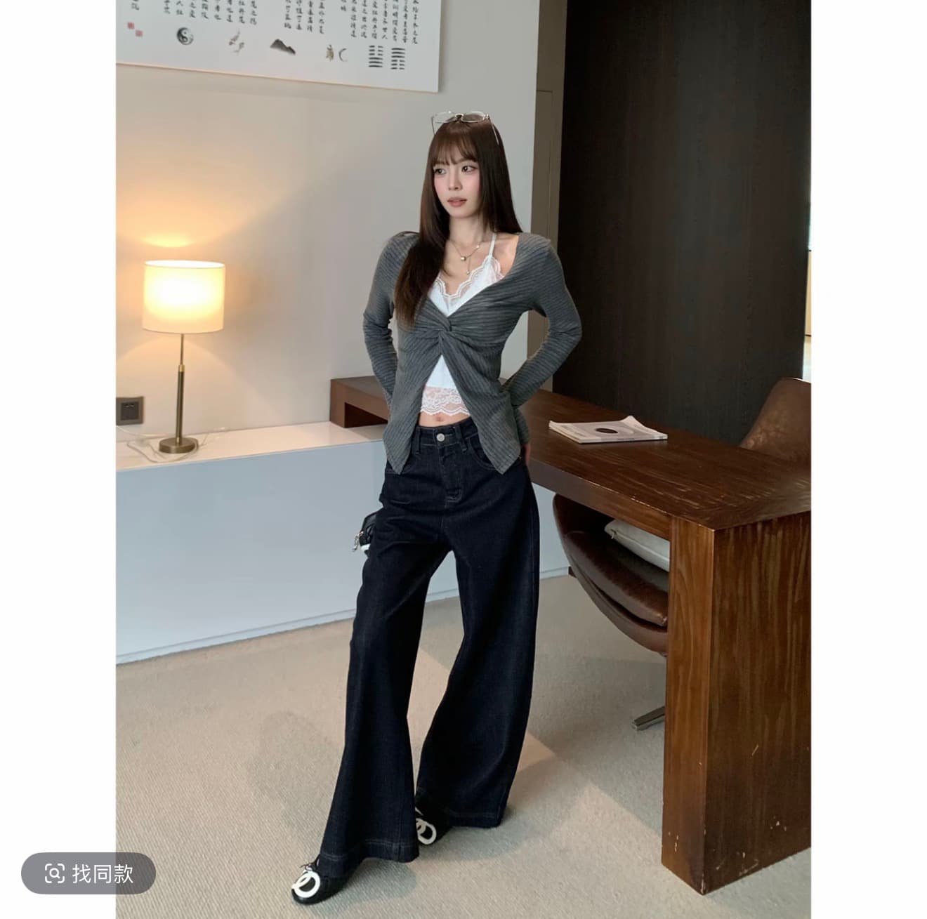 송 긍정적 인 En 8 24 블랙 회색 스트라이프 페이크 레이어드 행침 목 기본 셔츠 여성 가을 레이스 디자인 긴팔 티셔츠 ze3183 이미지 3