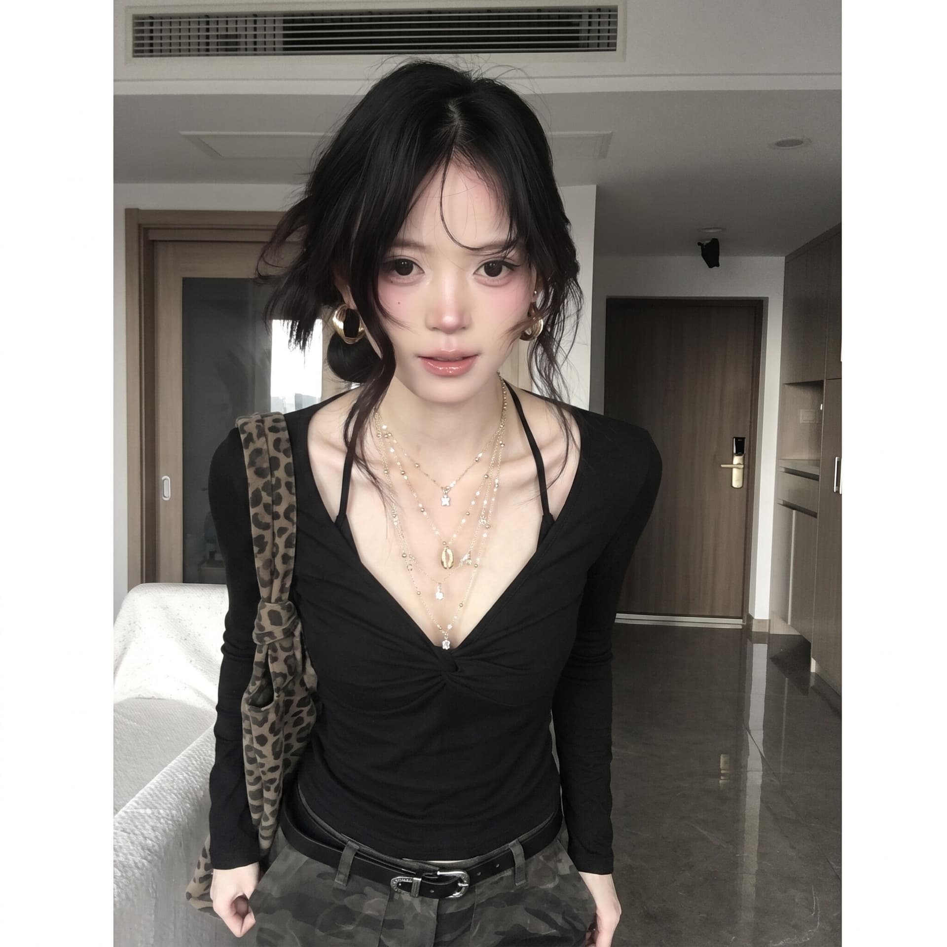 라이 경기 서울 순수한 욕망 바람 핫걸 작은 심장 기계 V넥 비틀림 긴팔 티셔츠 여성 조기 가을 몸매 가꾸기 슬림해 보이는 다용도 맨위 상세 이미지 3