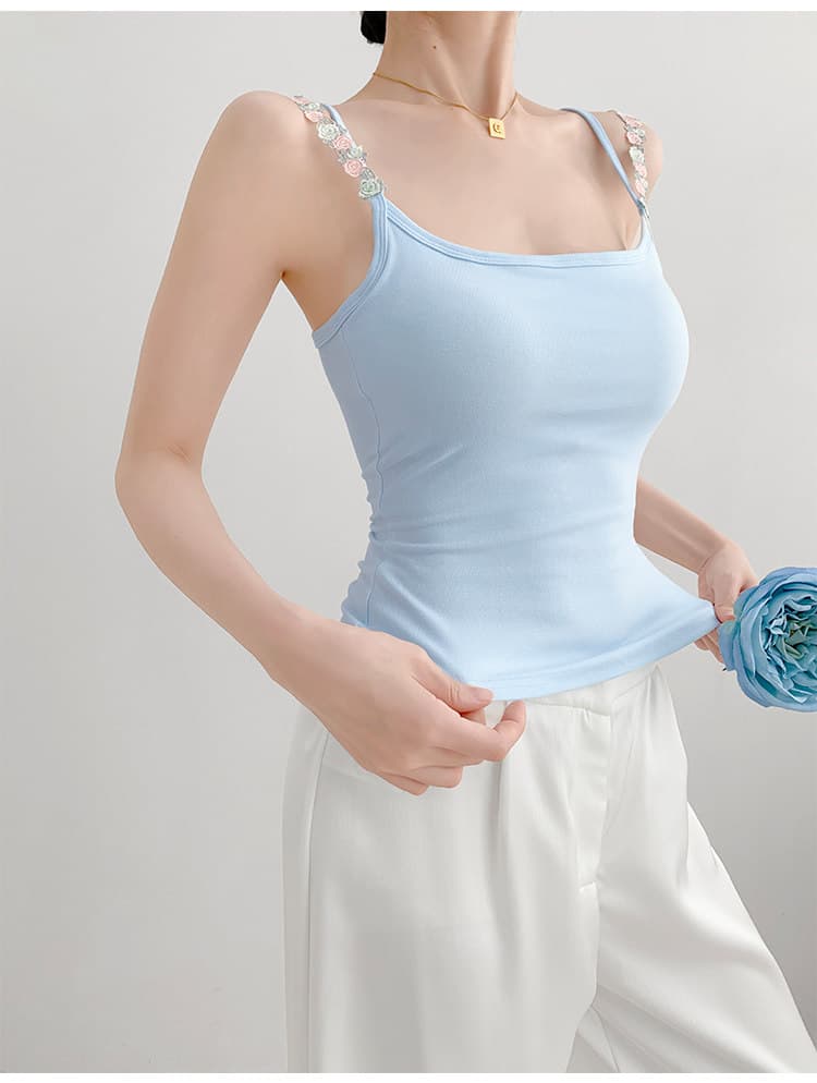 달콤한 자매 꽃 양어깨 벨트 가슴 패드 캐미솔 여름 외출용 타이트 허리 수축 슬림해 보이는 쇼트 스타일 인사이드 잡아라. 의류 상세 이미지 5