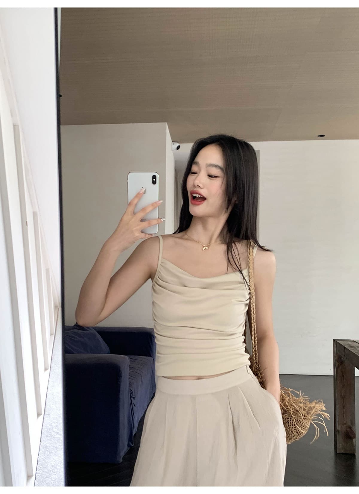 보트넥 핫걸 섹시함 벨트 가슴 패드 작은 슬링 조끼 여름 주름 수 있습니다. 외부 아름다움 뒤로 니트 인사이드 가져 가라. 만나는 여성 상세 이미지 24